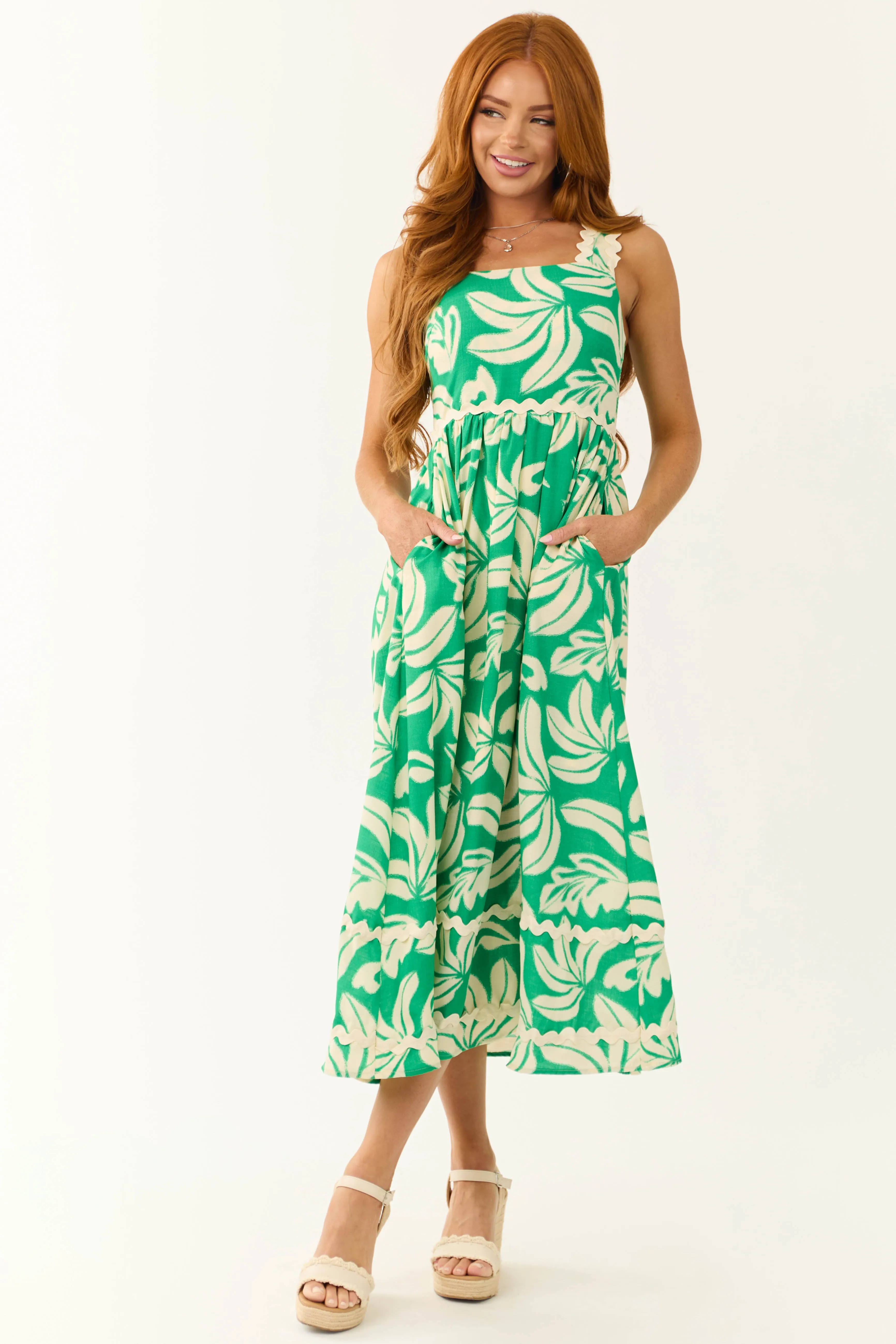 Kelly Green and Cream Tropical Leaf Print Midi Dress sold by Lime Lush product image thumbnail 3