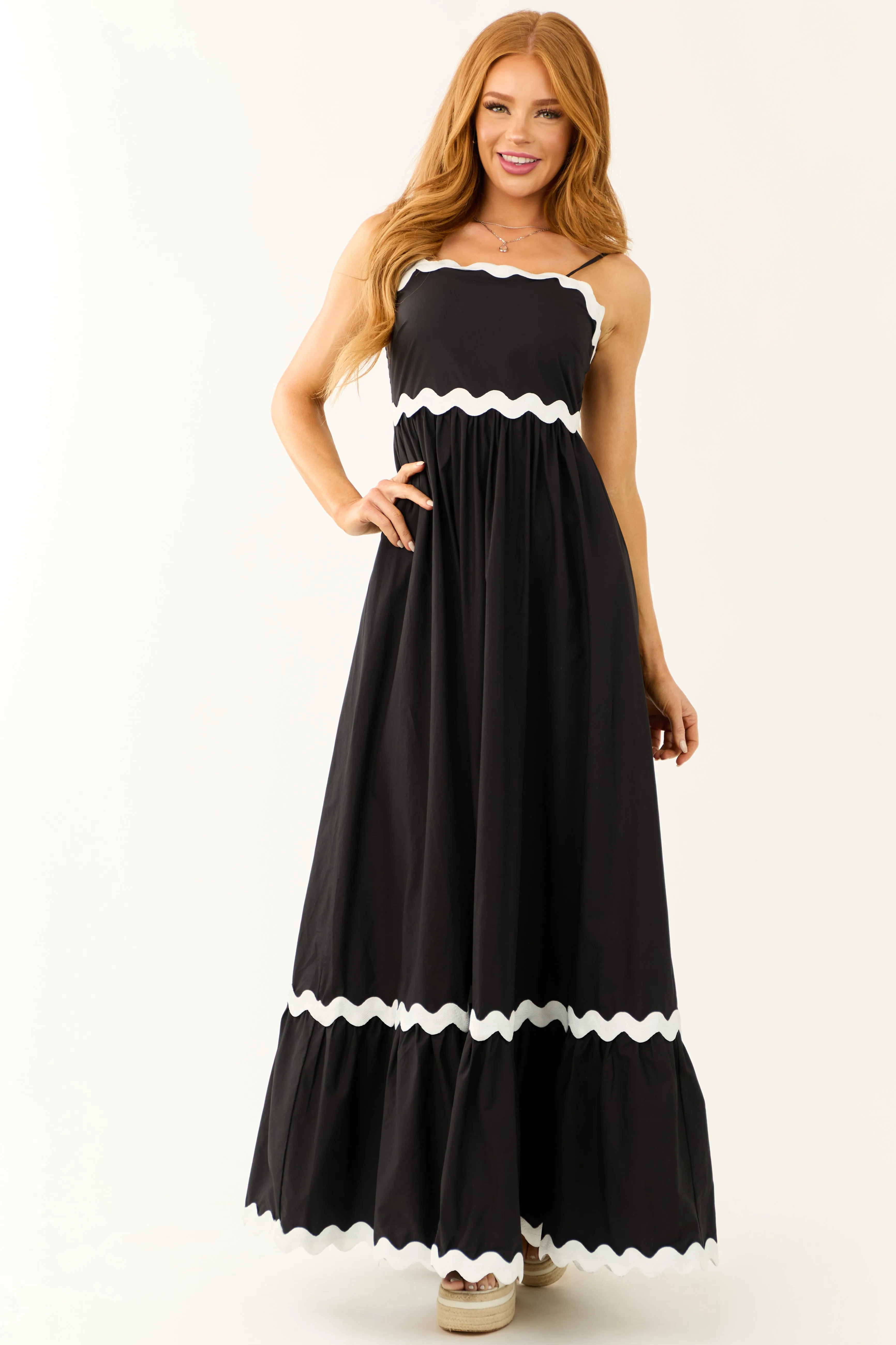 Black Wavy Contrast Trim Maxi Dress sold by Lime Lush product image thumbnail 2