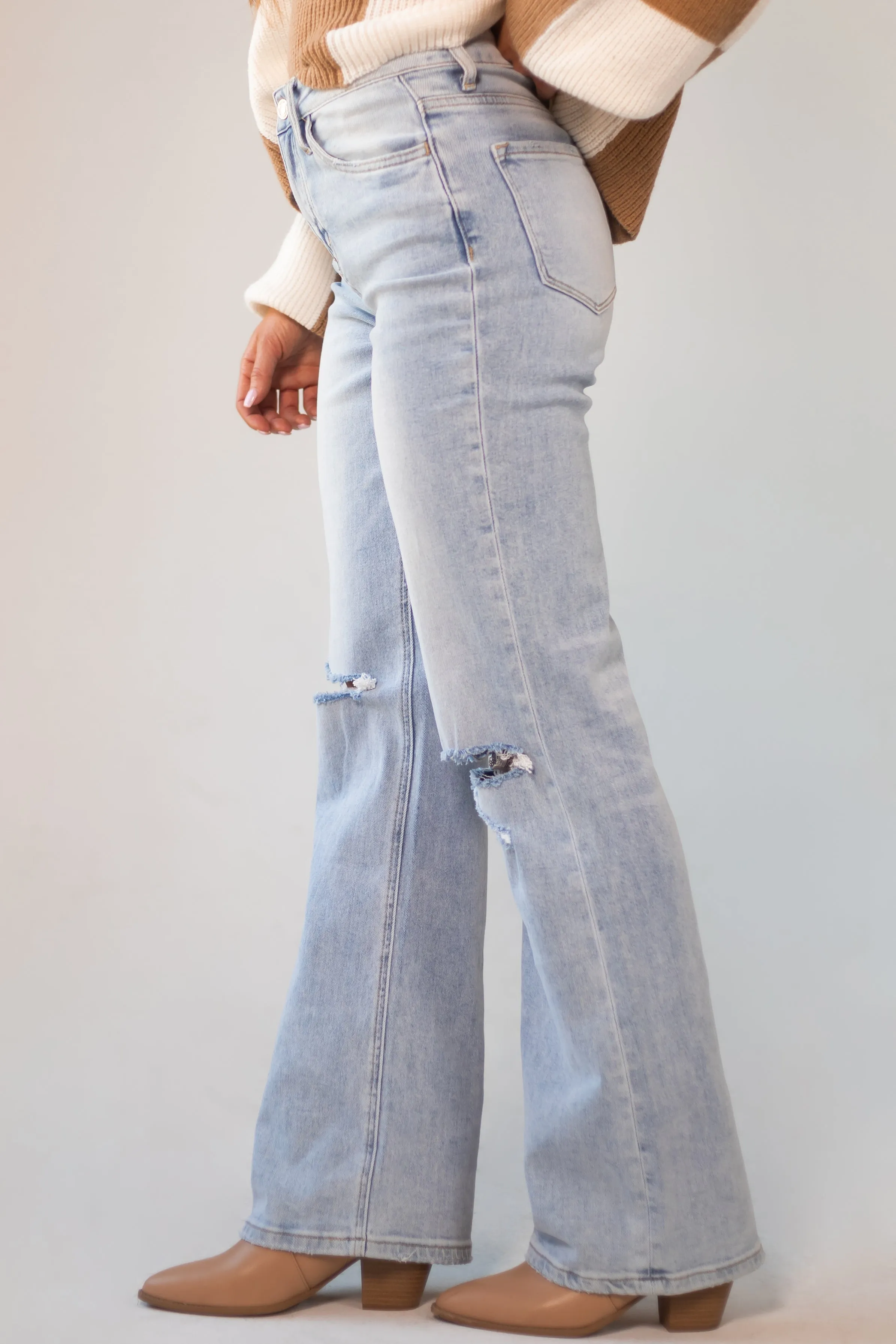 Vervet Light Wash 90s Vintage Flare Distressed Jeans sold by Lime Lush product image thumbnail 3
