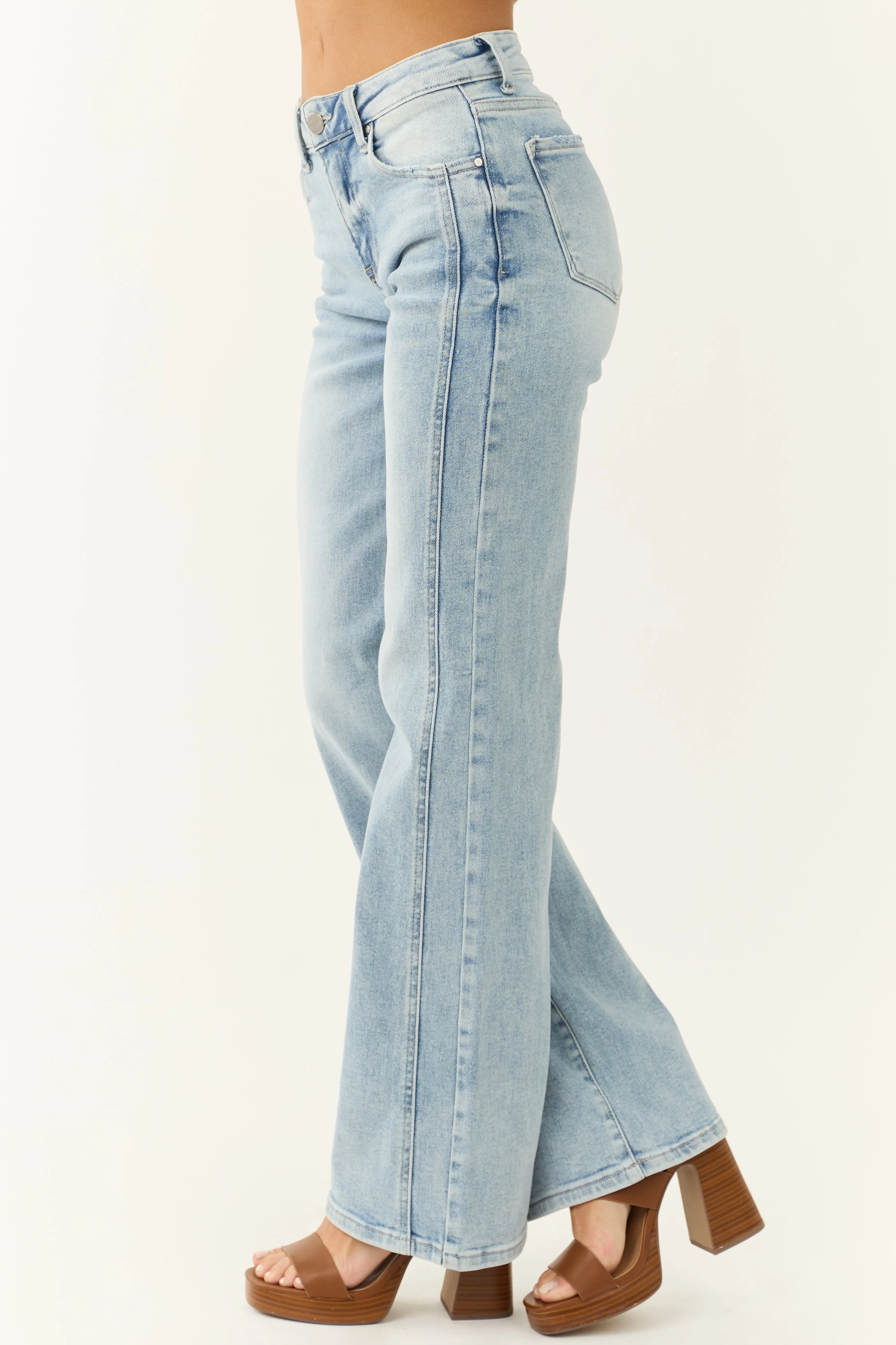 Risen Light Wash Mid Rise Straight Jeans sold by Lime Lush product image thumbnail 3