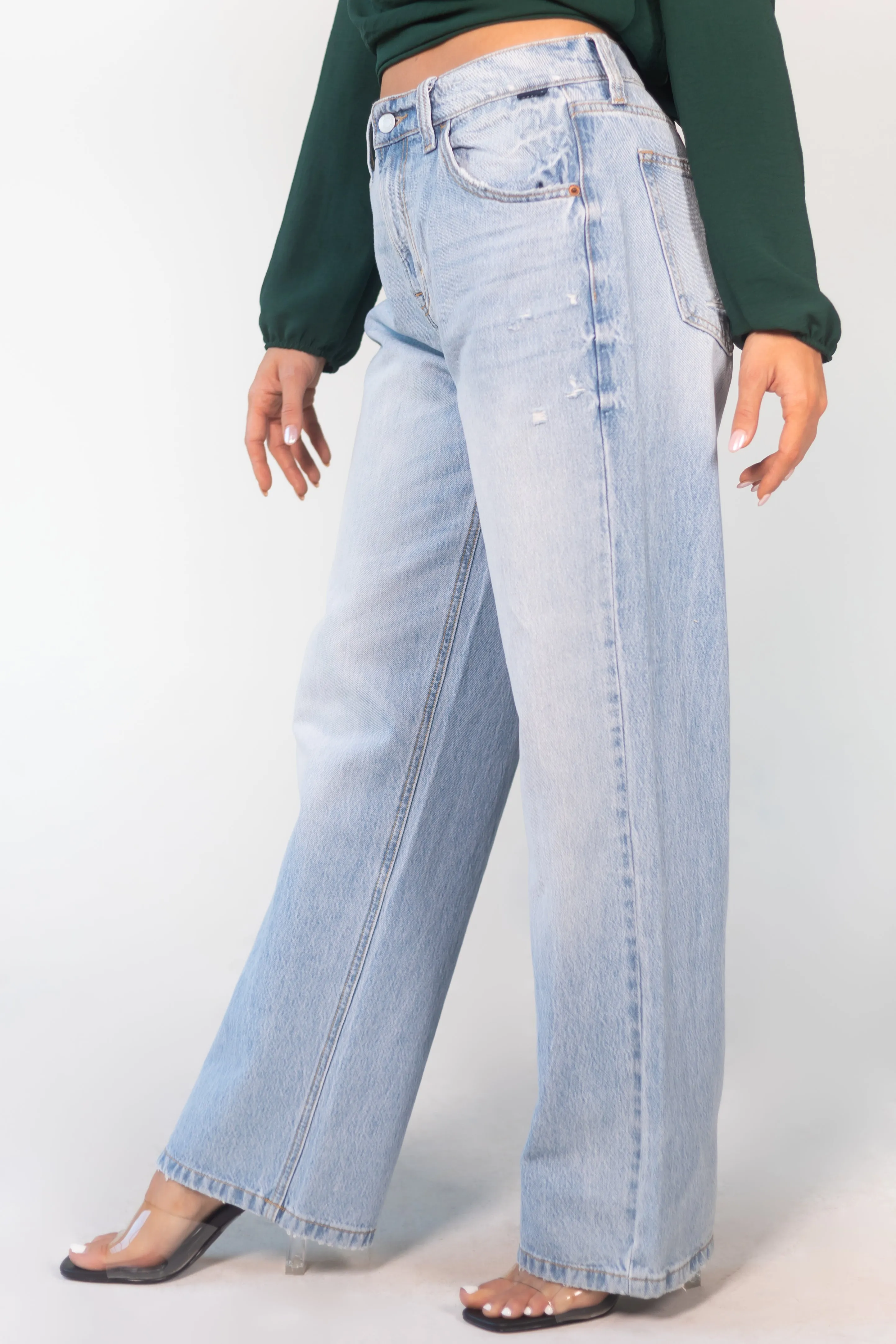 Cello Light Wash Vintage Low Rise Loose Fit Jeans sold by Lime Lush product image thumbnail 3