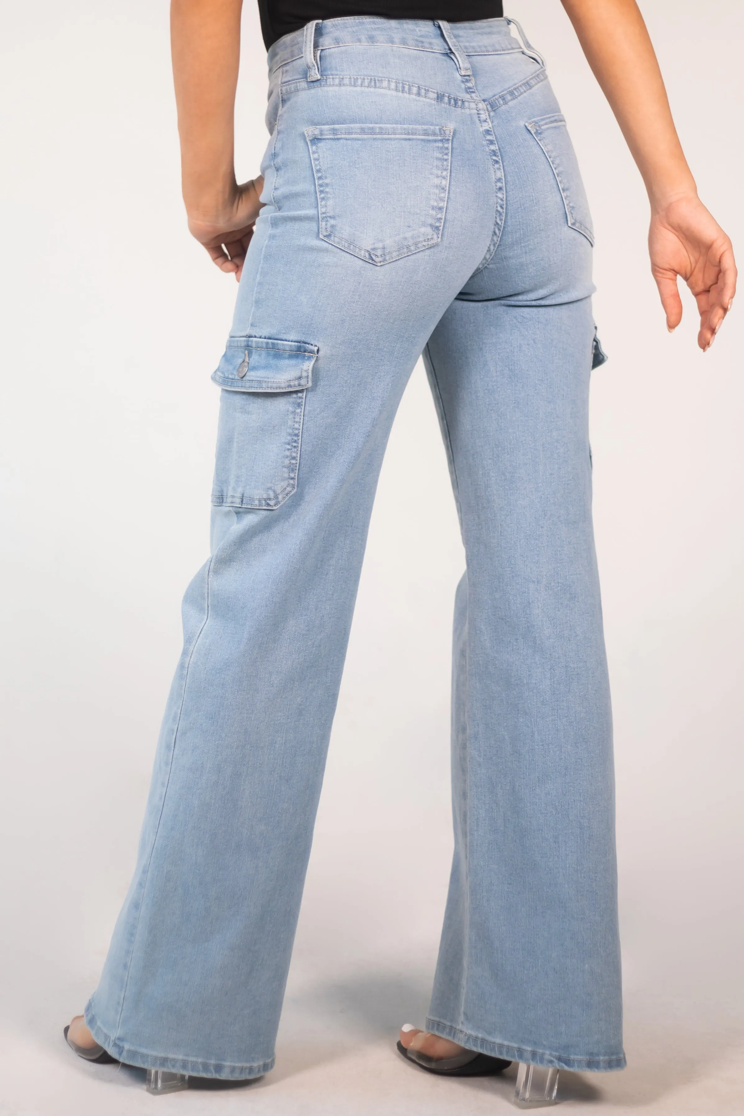 YMI Light Wash High Rise Wide Leg Cargo Jeans sold by Lime Lush product image thumbnail 4
