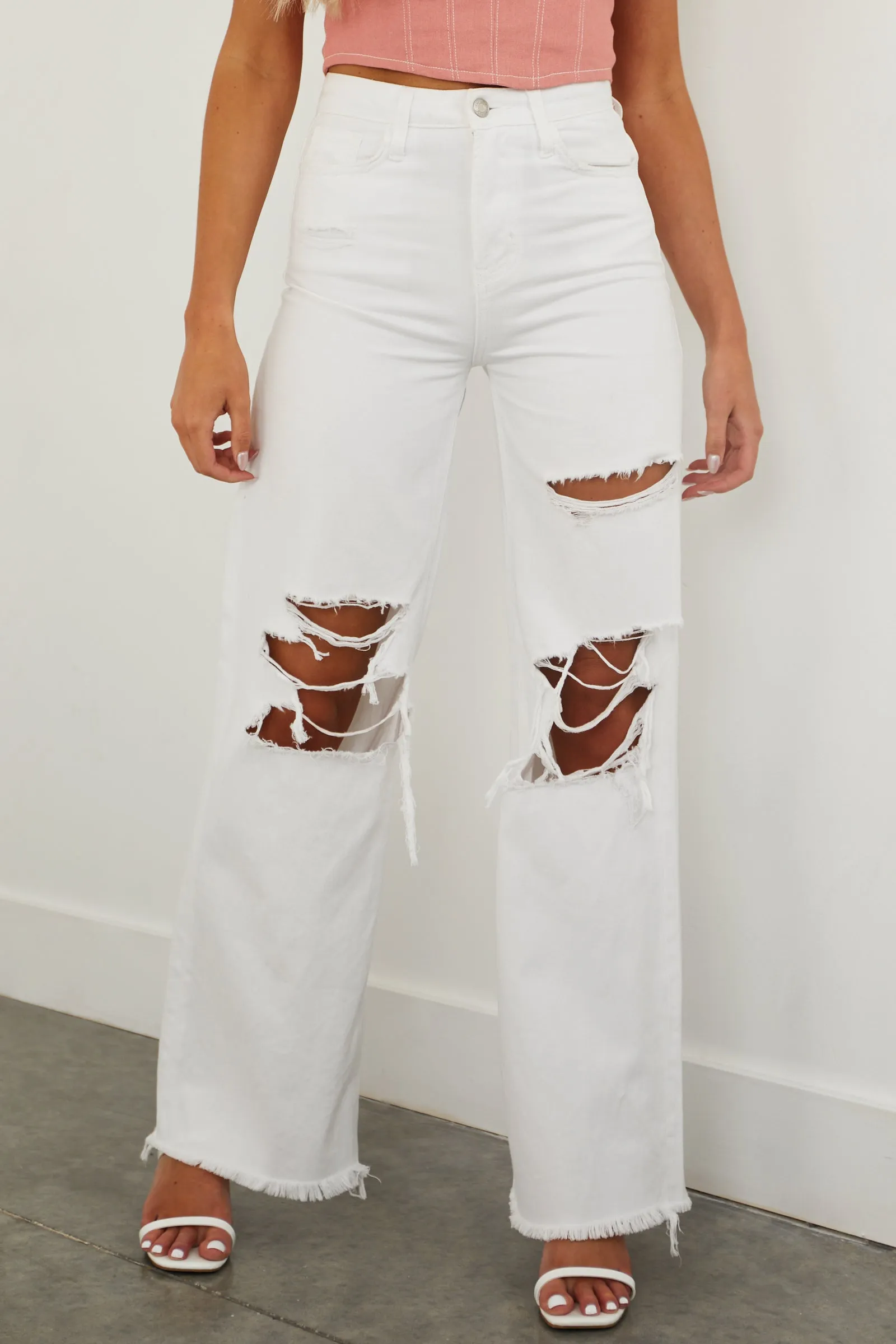 Vervet Off White High Rise 90s Loose Fit Distressed Jeans sold by Lime Lush product image thumbnail 2