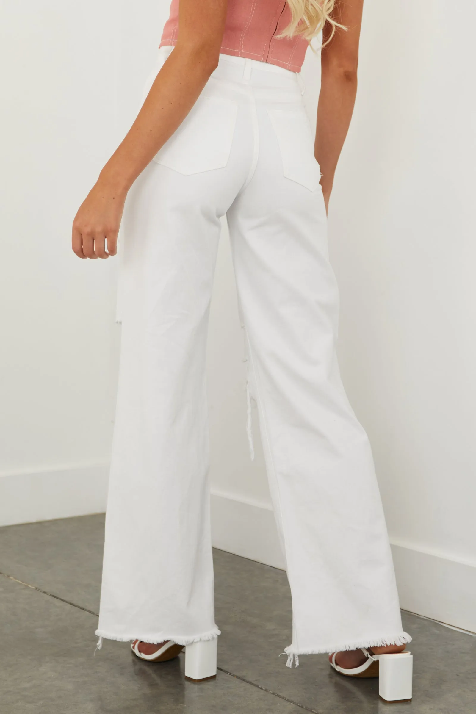 Vervet Off White High Rise 90s Loose Fit Distressed Jeans sold by Lime Lush product image thumbnail 4