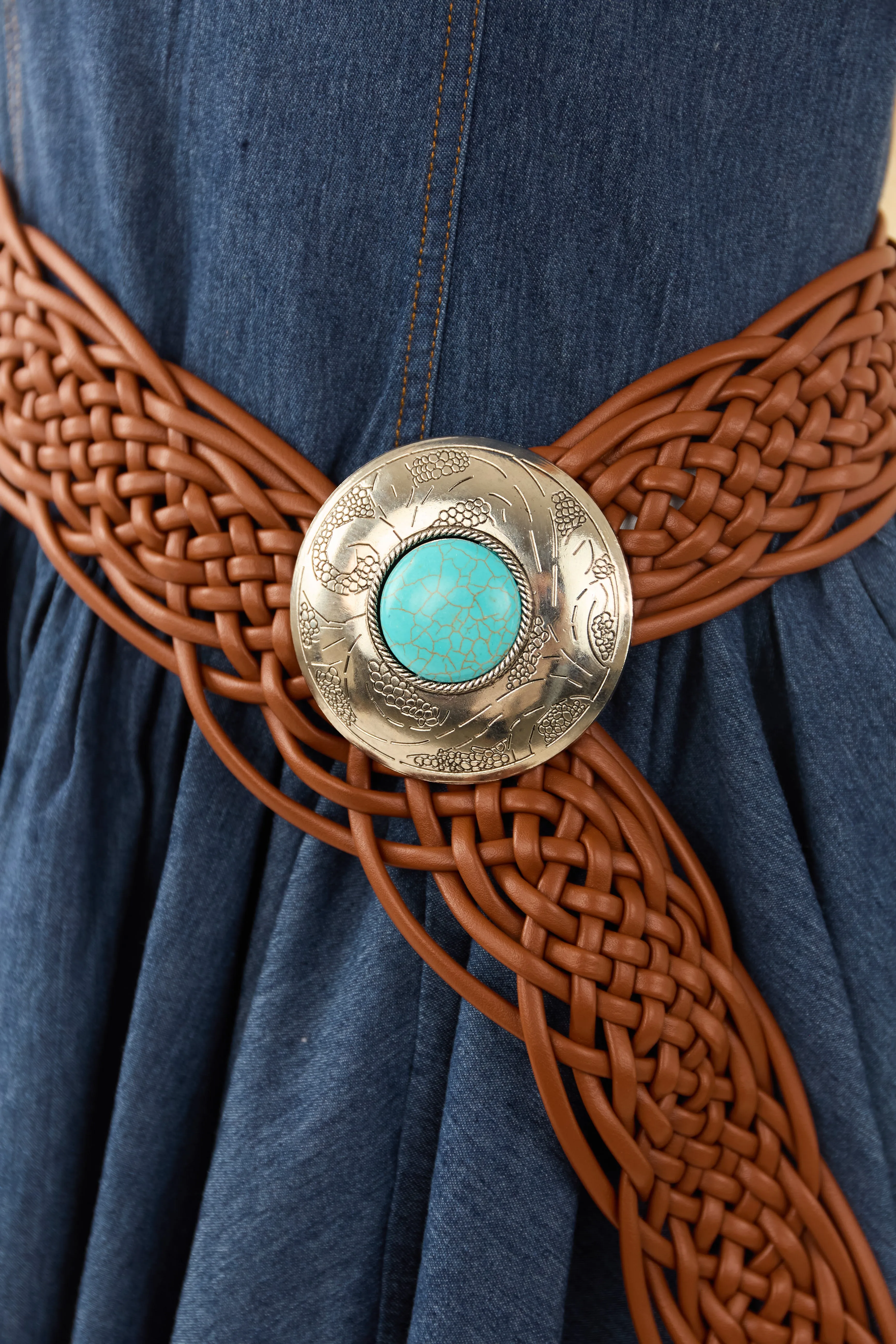 Cinnamon Braided Faux Leather Western Buckle Belt sold by Lime Lush product image thumbnail 4