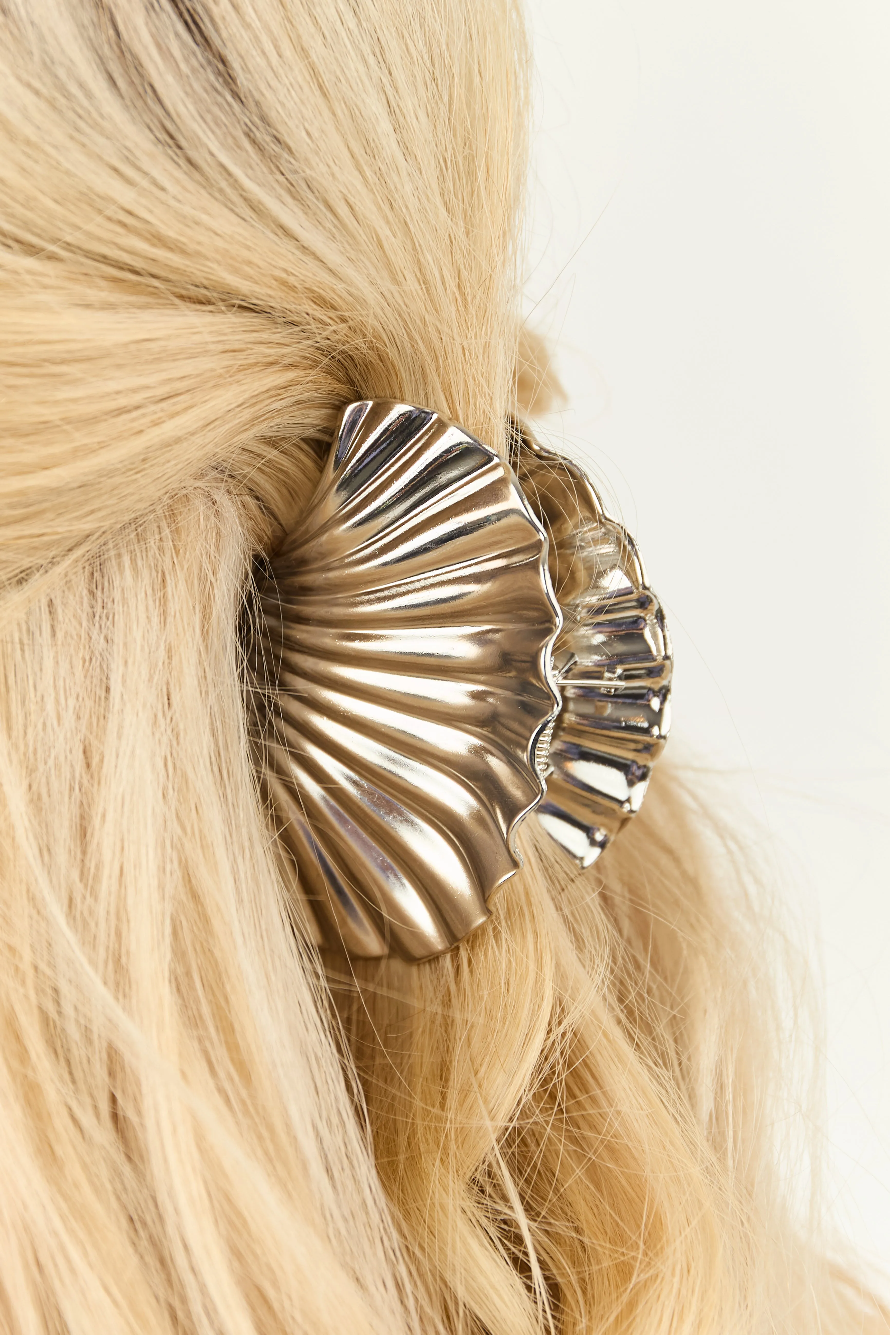 Silver Metallic Seashell Claw Hair Clip sold by Lime Lush