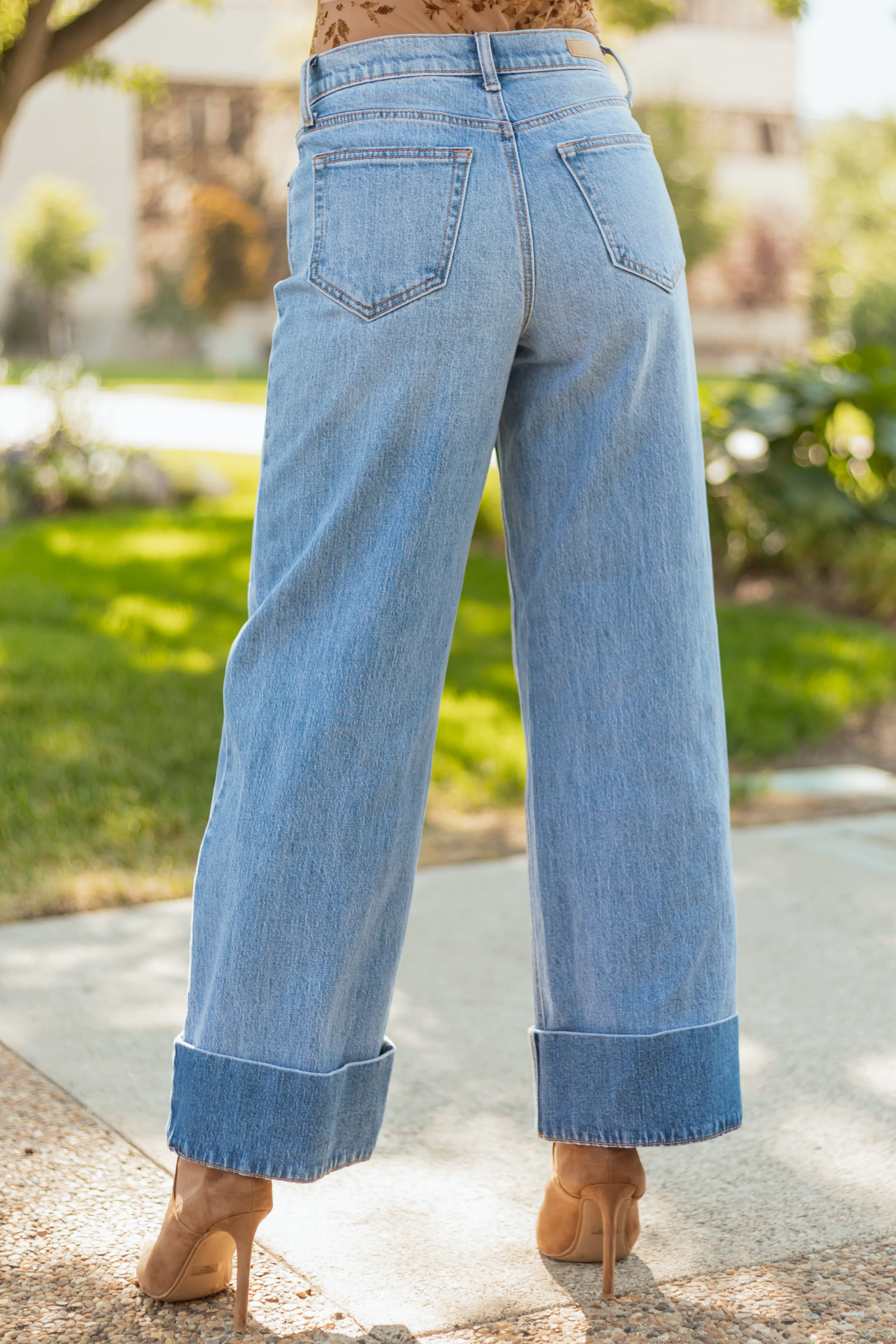 Cello Light Wash Wide Leg Cuffed Hem Jeans sold by Lime Lush product image thumbnail 4