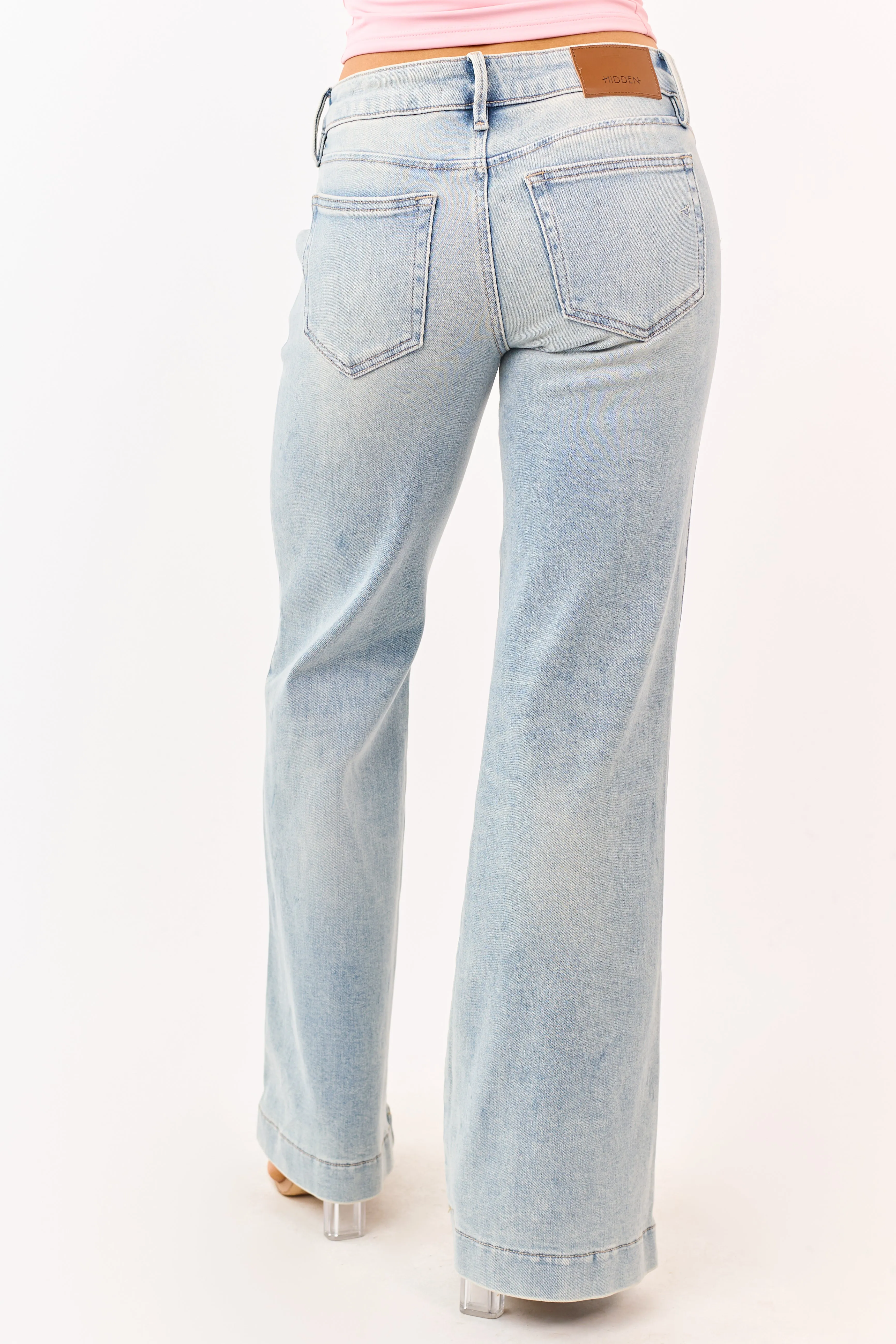 Hidden Premium Light Vintage Wash Relaxed Flare Jeans sold by Lime Lush product image thumbnail 4
