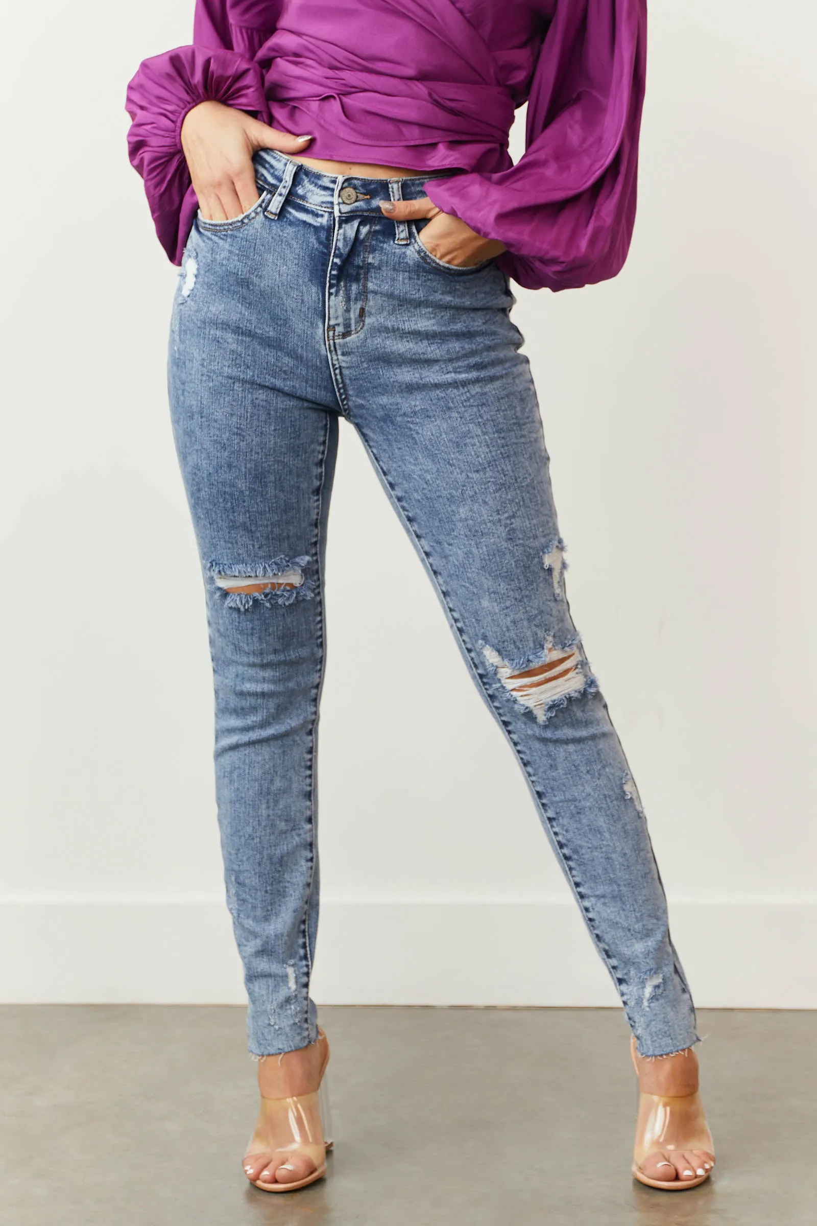 Judy Blue Light Acid Wash High Rise Torn Skinny Jeans sold by Lime Lush product image thumbnail 2