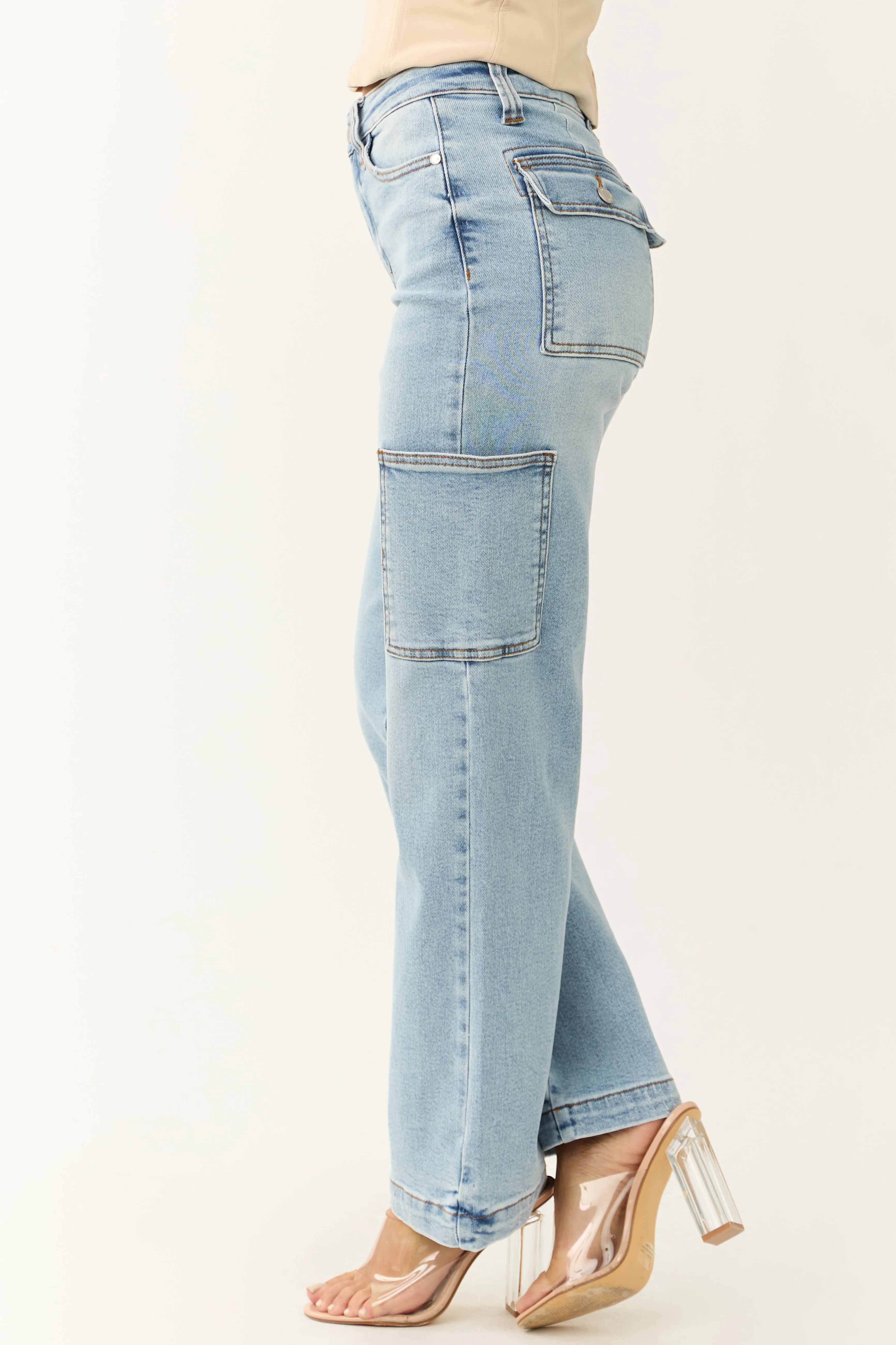 Judy Blue Light Wash Wide Leg Cargo Jeans sold by Lime Lush product image thumbnail 3