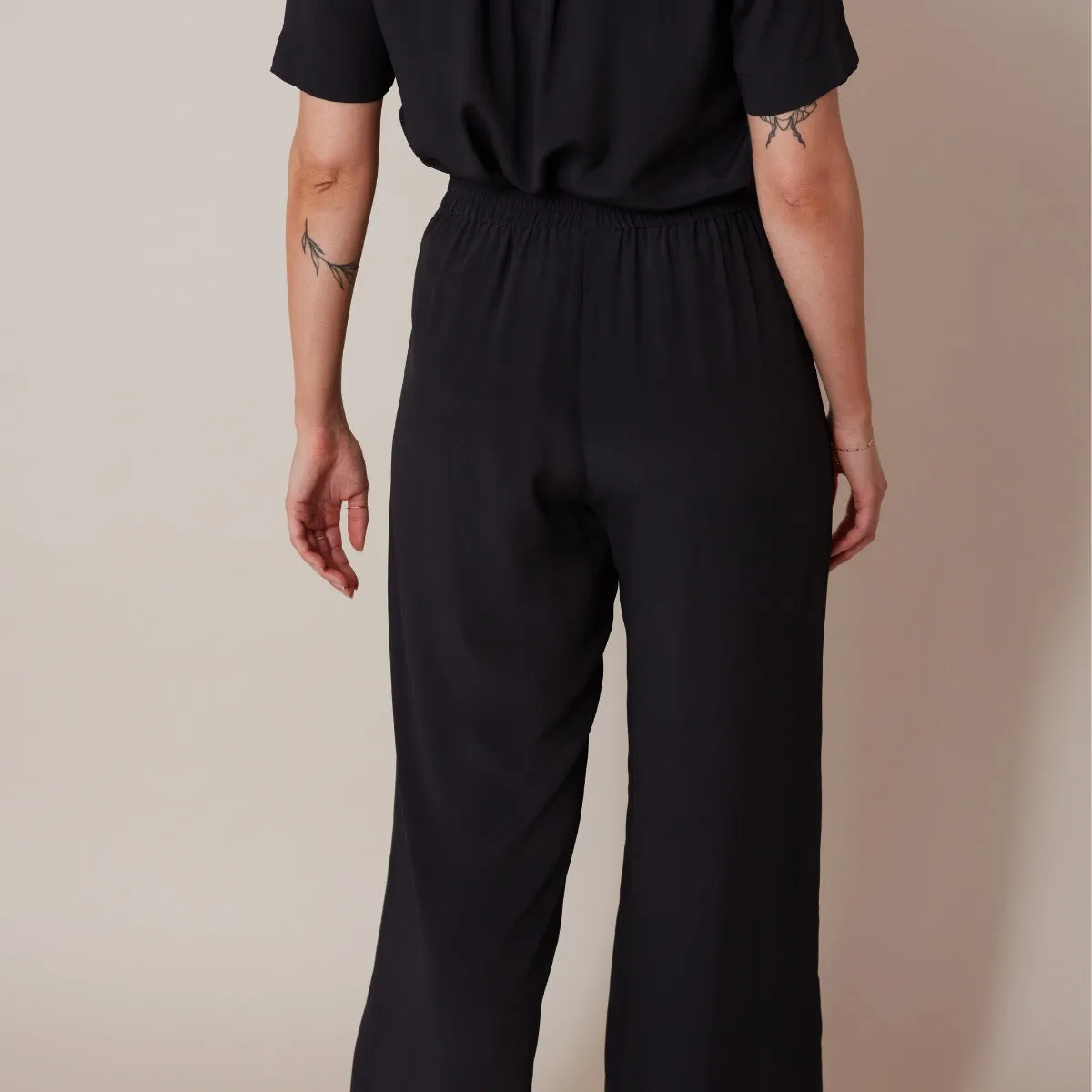 The Casual Miller Pant Final Sale sold by Numi product image thumbnail 4