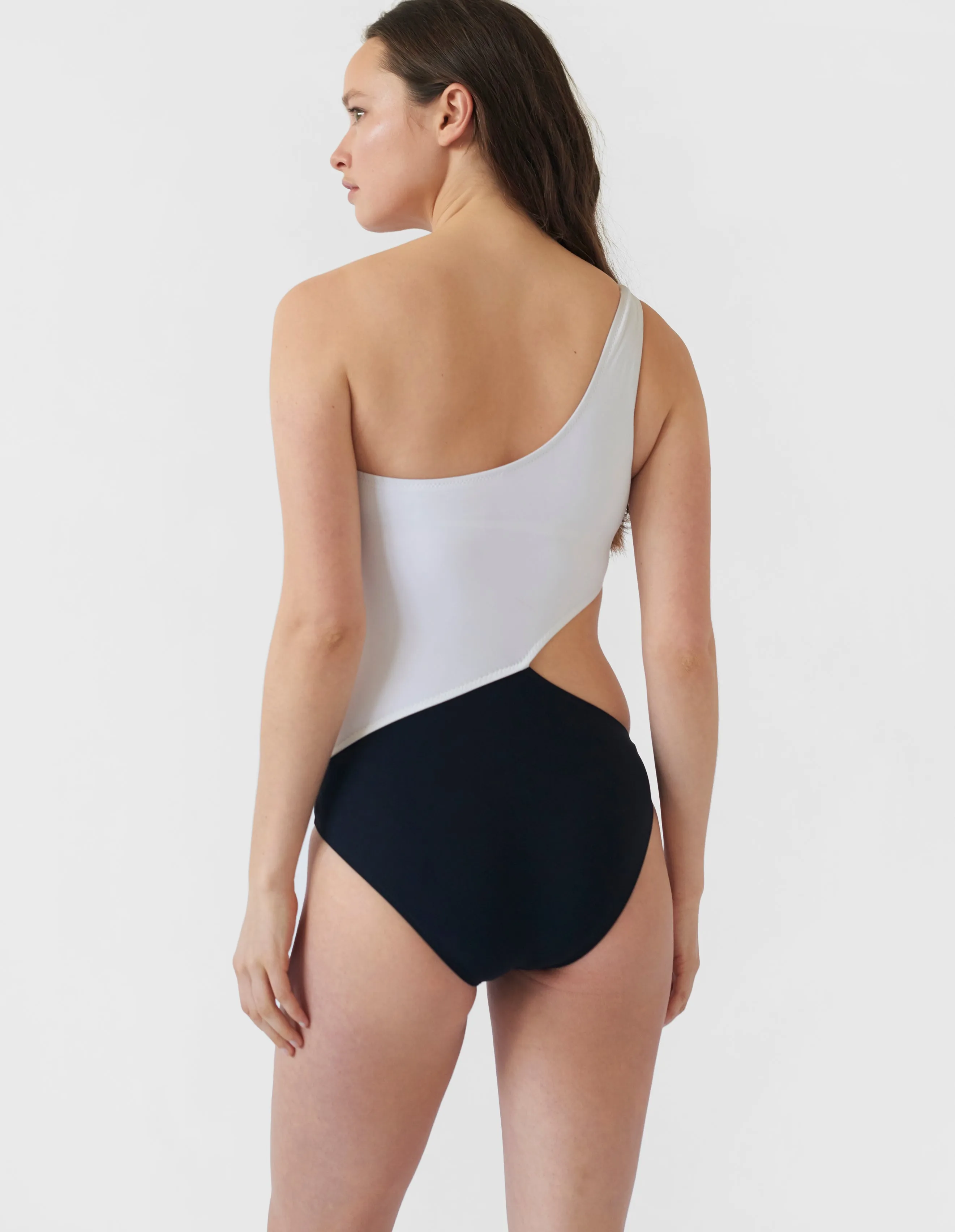 Elmar One Piece Black & White sold by ARAKS product image thumbnail 4