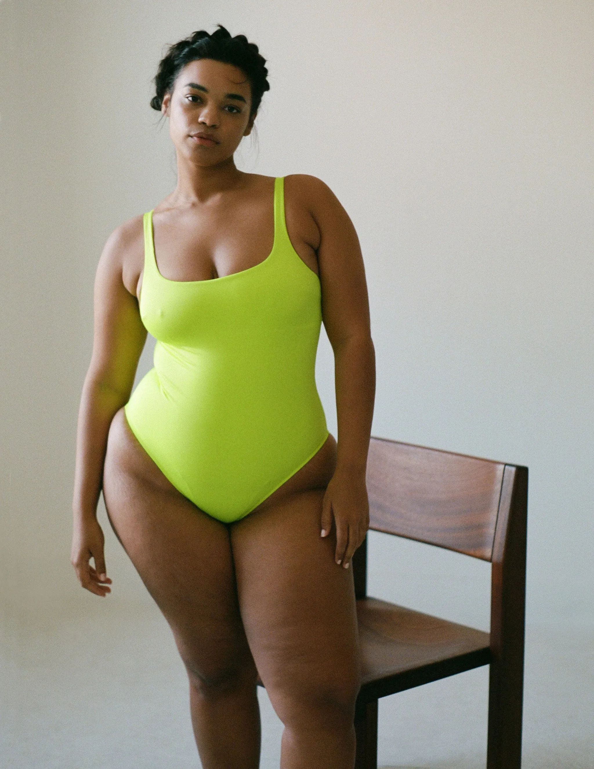 Usha One Piece Glow sold by ARAKS product image thumbnail 4
