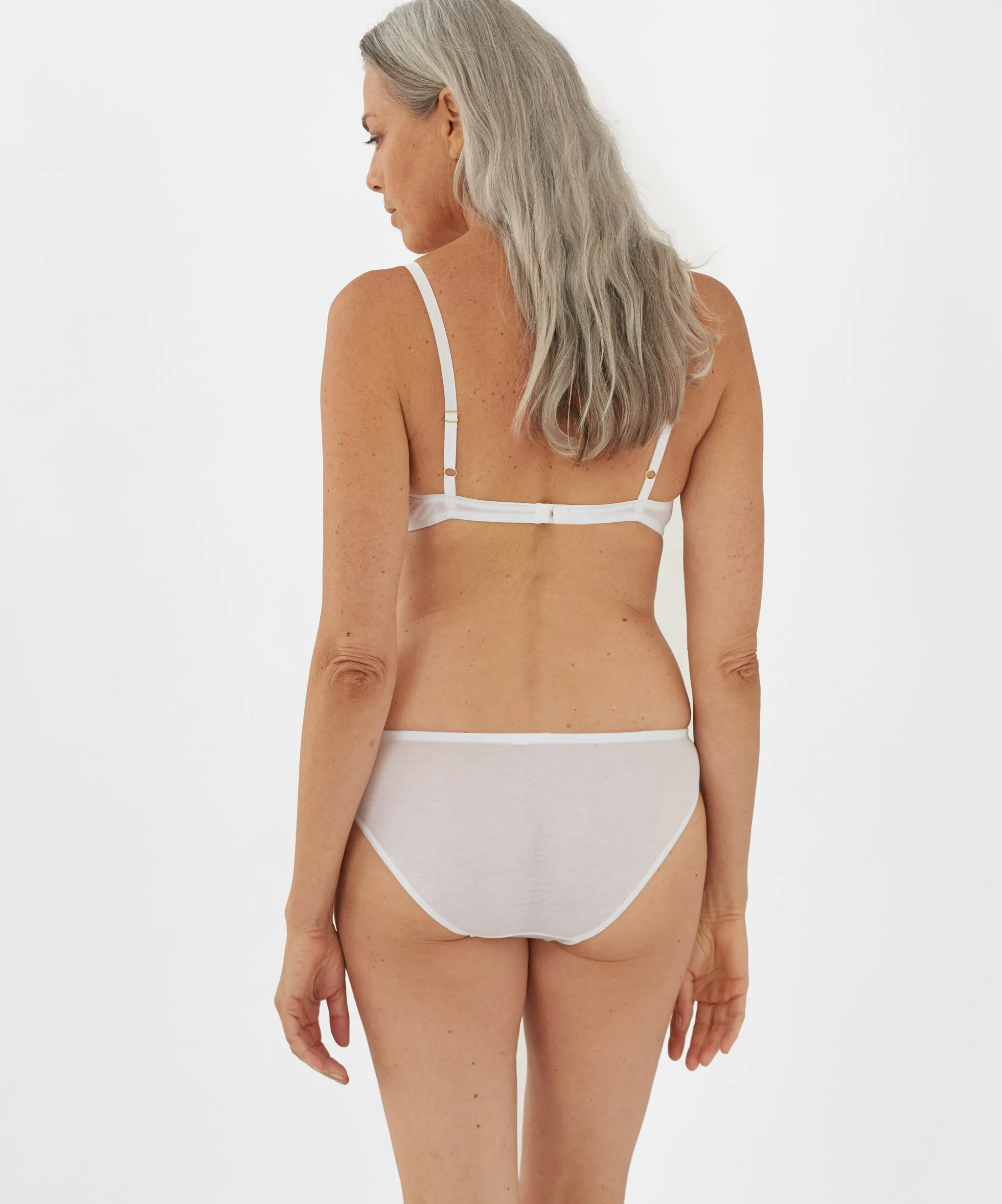 Yanelis Bralette White sold by ARAKS product image thumbnail 3