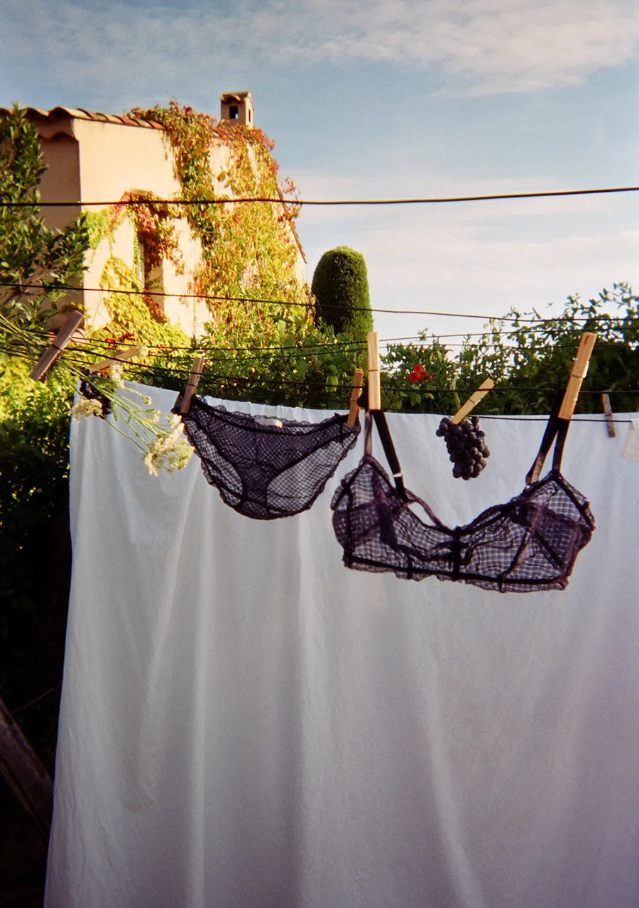 Photo by Eva Fontanelli ~ Claire Bralett & Mia Panty sold by ARAKS