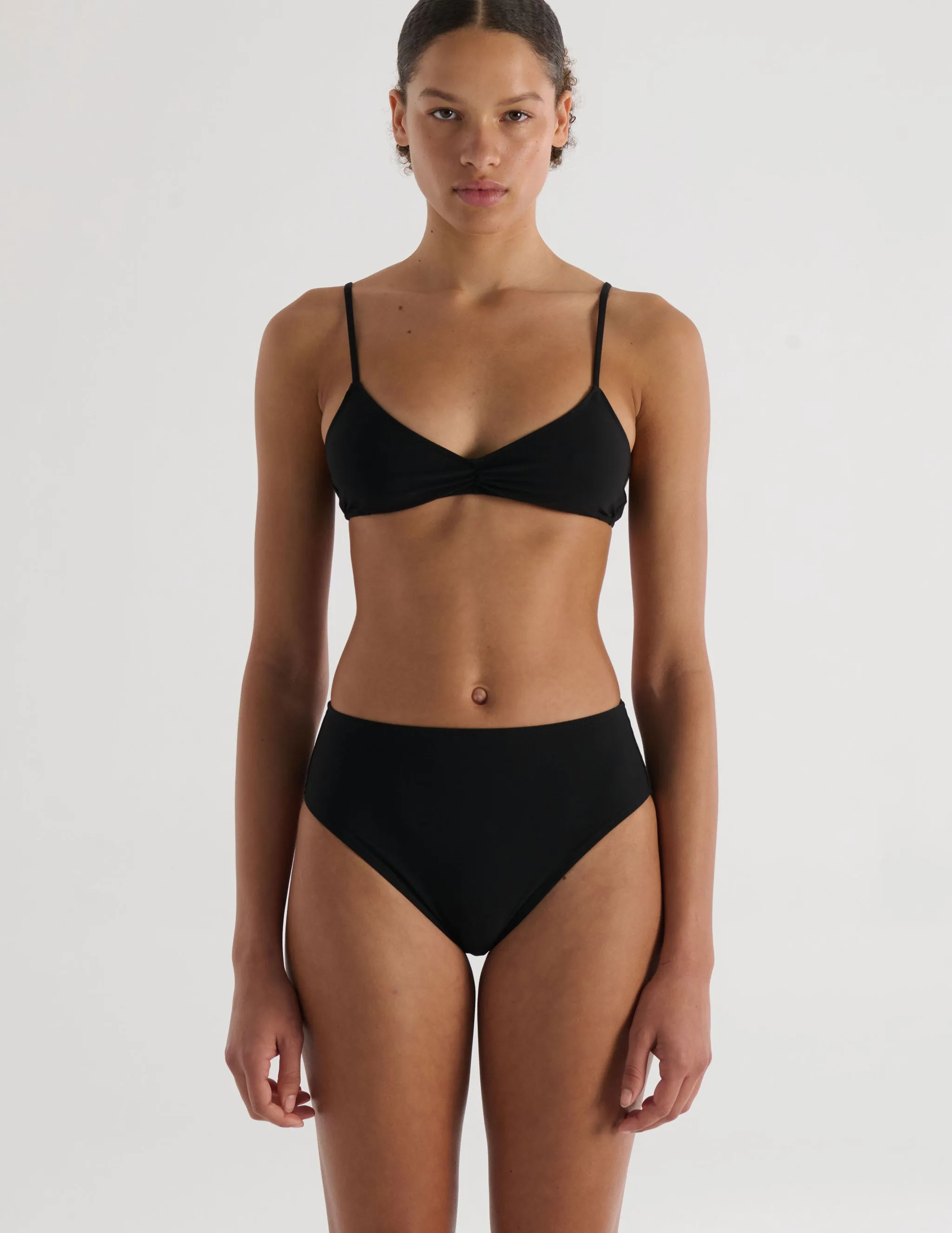Tonne Hipster Black sold by ARAKS product image thumbnail 4