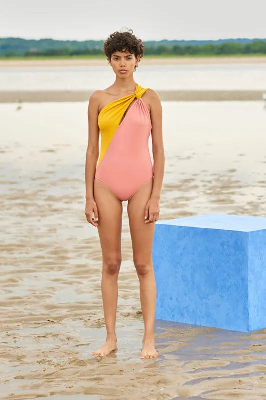 ~ Venetia One Piece Begonia & Yarrow made by ARAKS