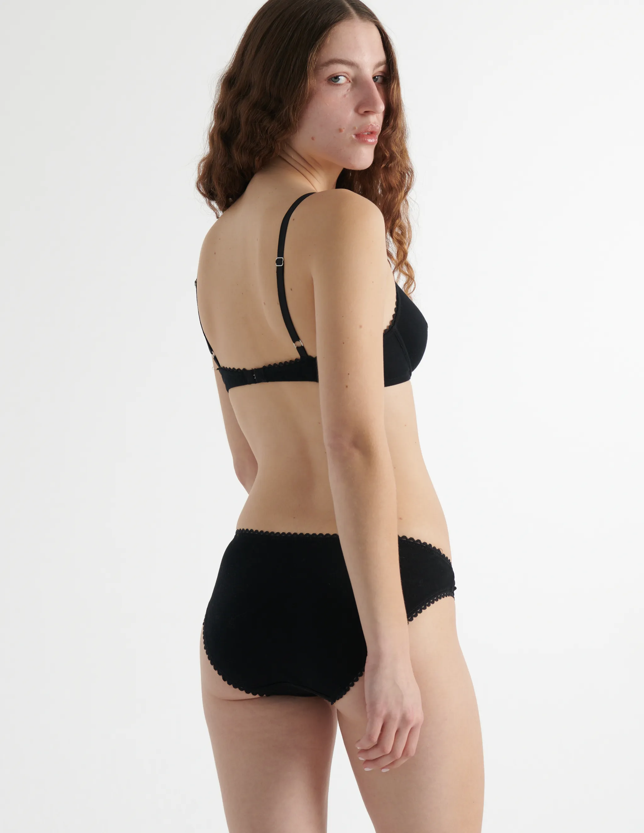 Sofia Underwire Bra Black sold by ARAKS product image thumbnail 4