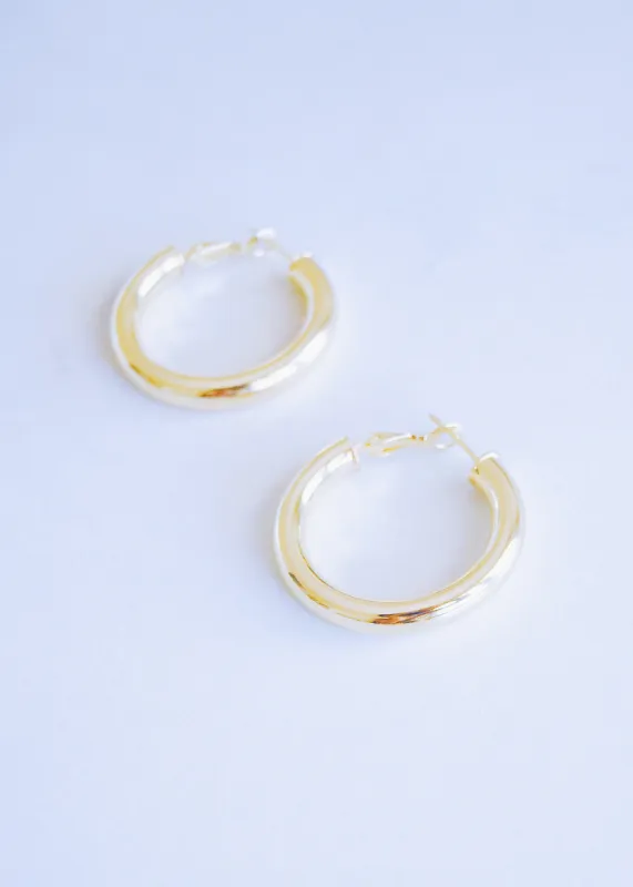 18k Celine Hoops made by Ten Wilde