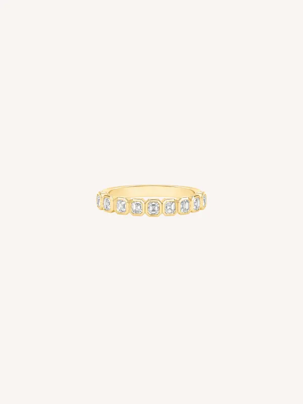 Square Bezel Ring made by Ten Wilde
