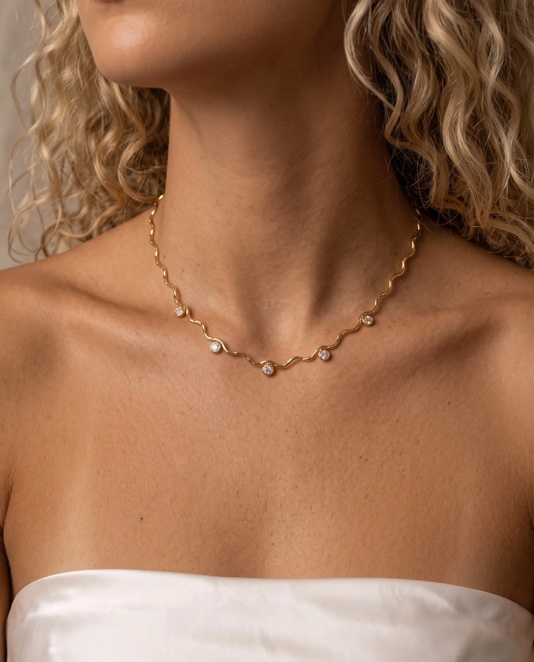 Aya Necklace sold by Ten Wilde product image thumbnail 2