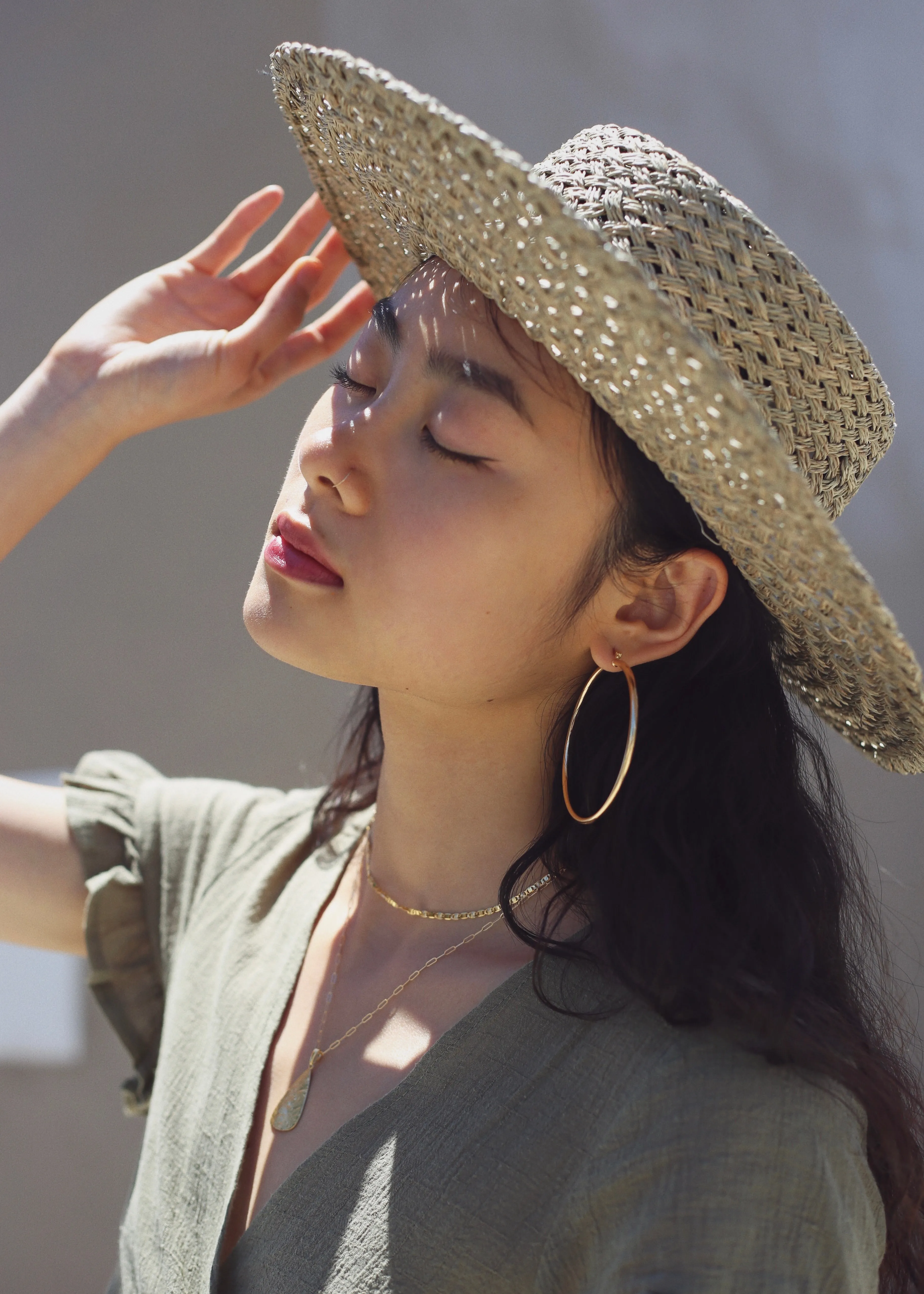 18k Isa Hoops sold by Ten Wilde product image thumbnail 2