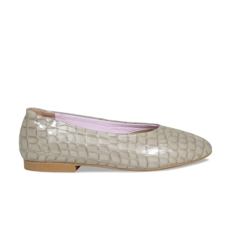Luna: Taupe Croc Patent Leather sold by Sole Bliss