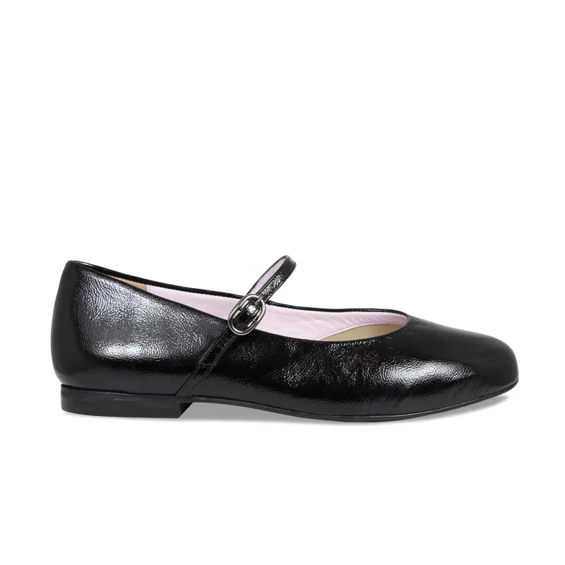 London: Black Leather sold by Sole Bliss