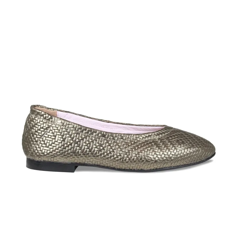 Luna: Pewter Weave Leather sold by Sole Bliss