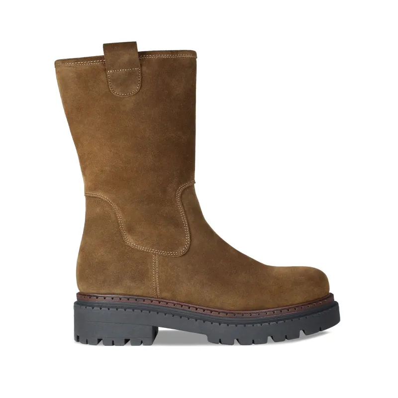 Stella: Tan Suede sold by Sole Bliss