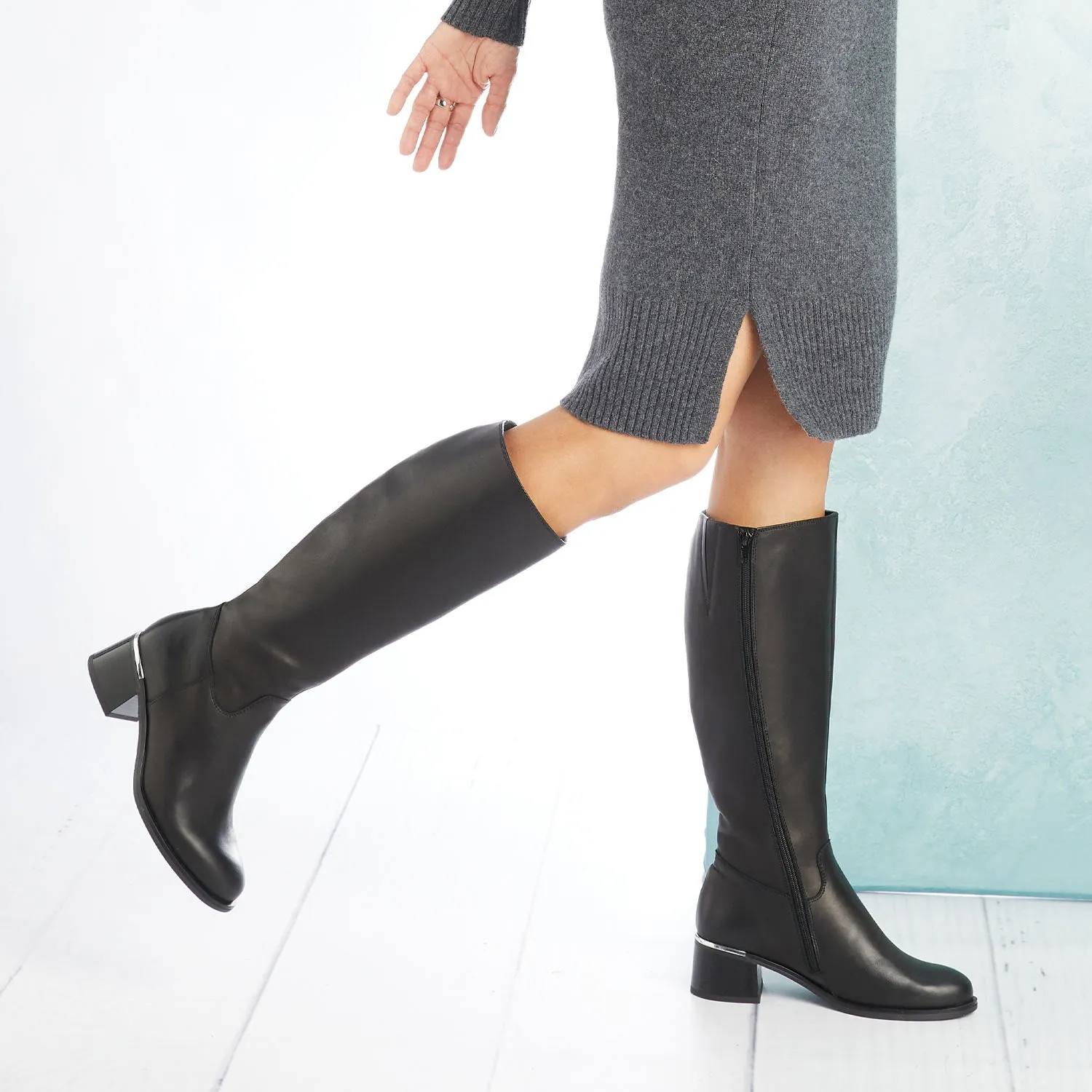 Zara: Black Leather sold by Sole Bliss product image thumbnail 4