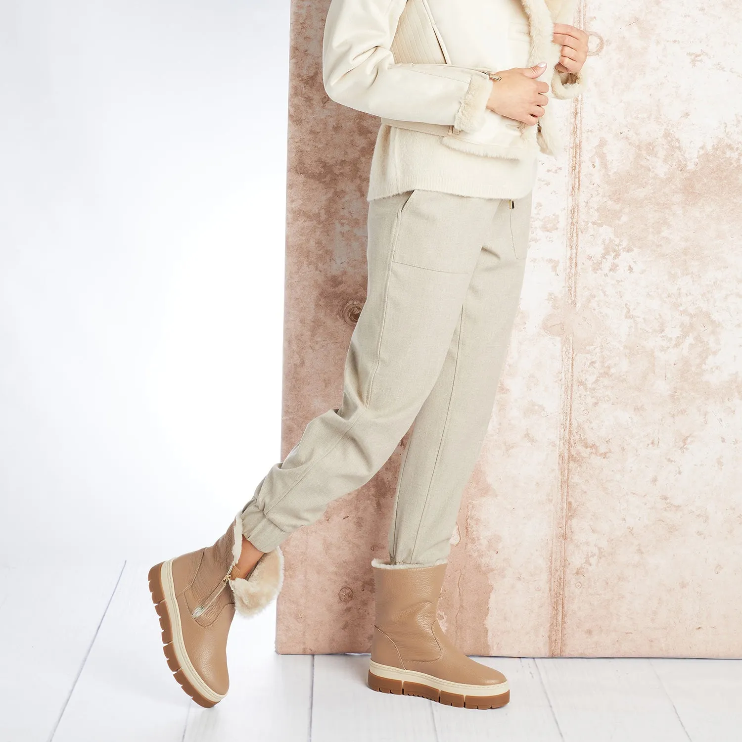 Wonder: Caramel Leather & Shearling sold by Sole Bliss product image thumbnail 4