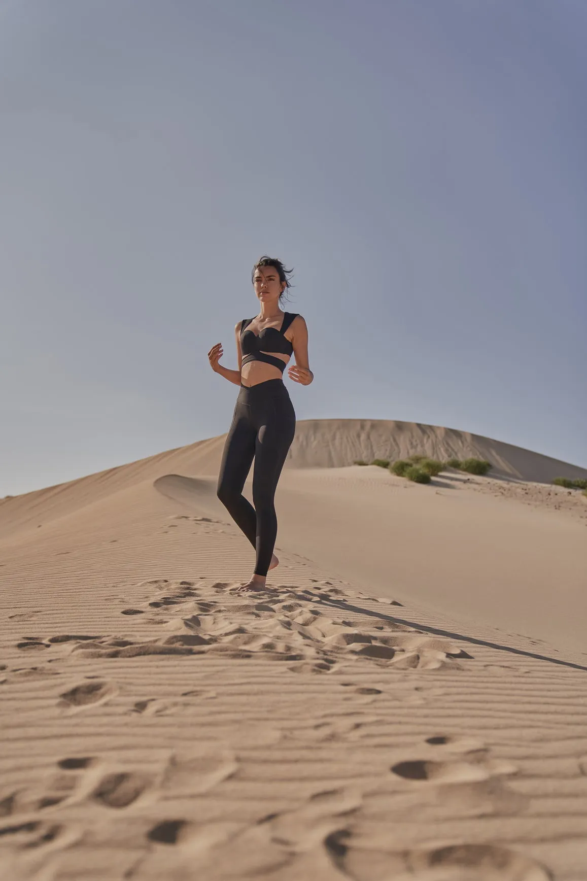 V-Waist Utility Legging sold by WISKII Active product image thumbnail 4