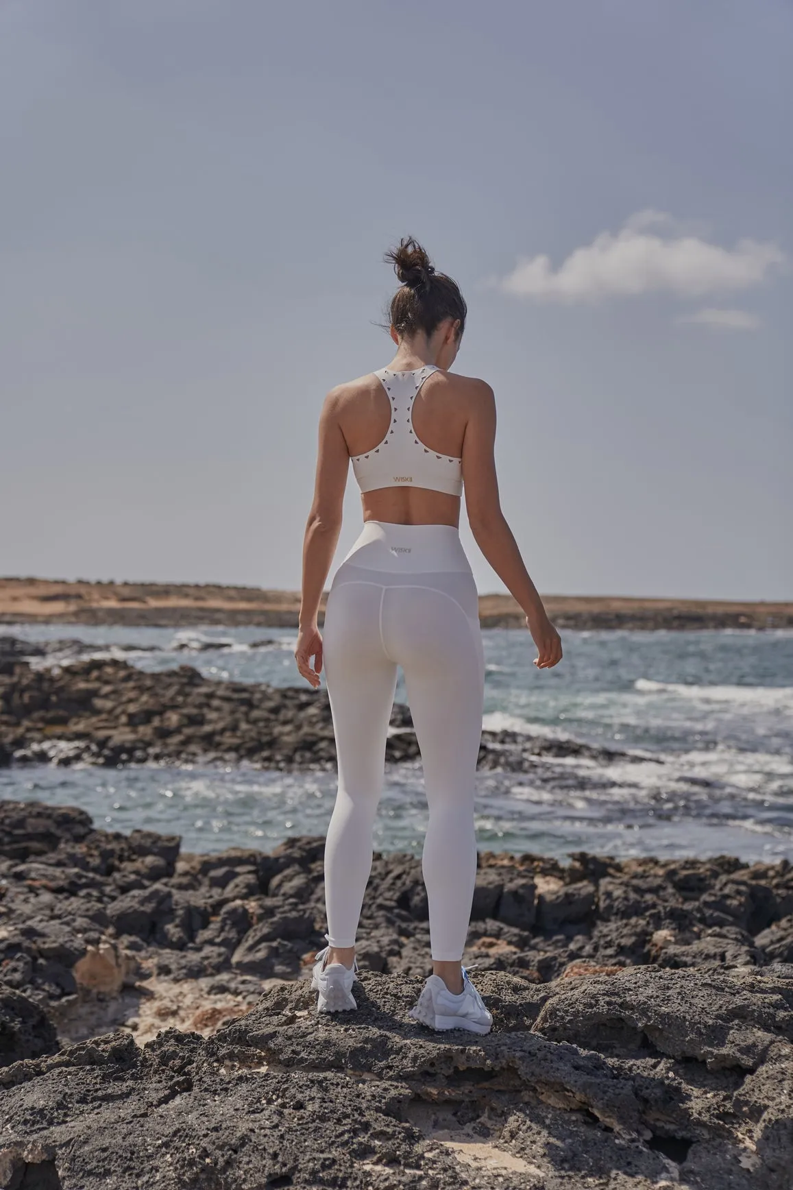 V-Waist Utility Legging sold by WISKII Active product image thumbnail 3