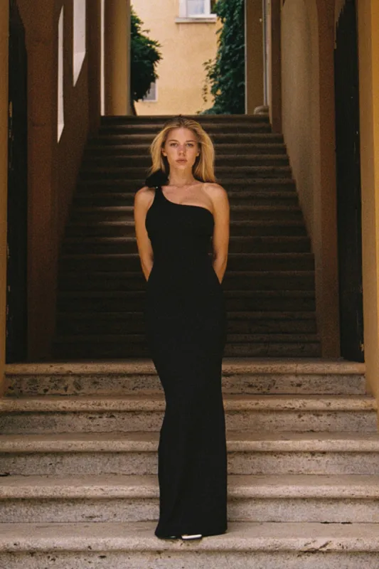 One-Shoulder Sleeveless Floral Dress sold by WISKII Active