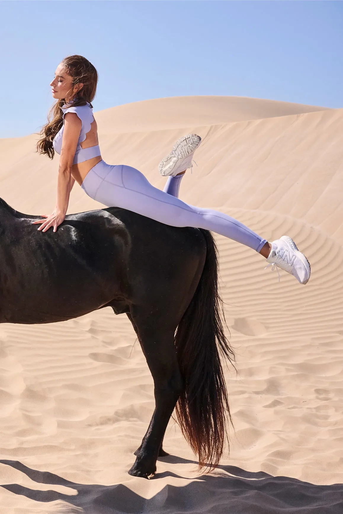 V-waist Yoga Legging sold by WISKII Active product image thumbnail 3