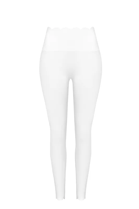 High-Waist Scallop Scrunch Legging made by WISKII Active