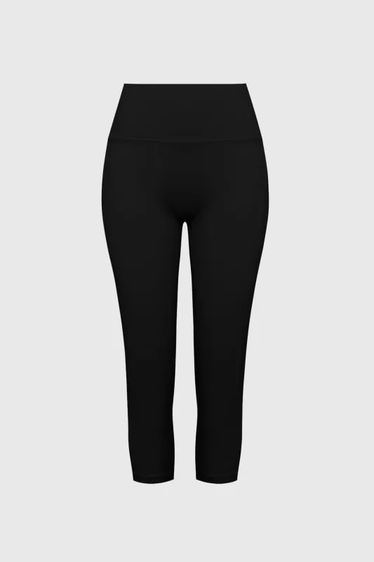 Riviera Scrunch Capri Legging made by WISKII Active
