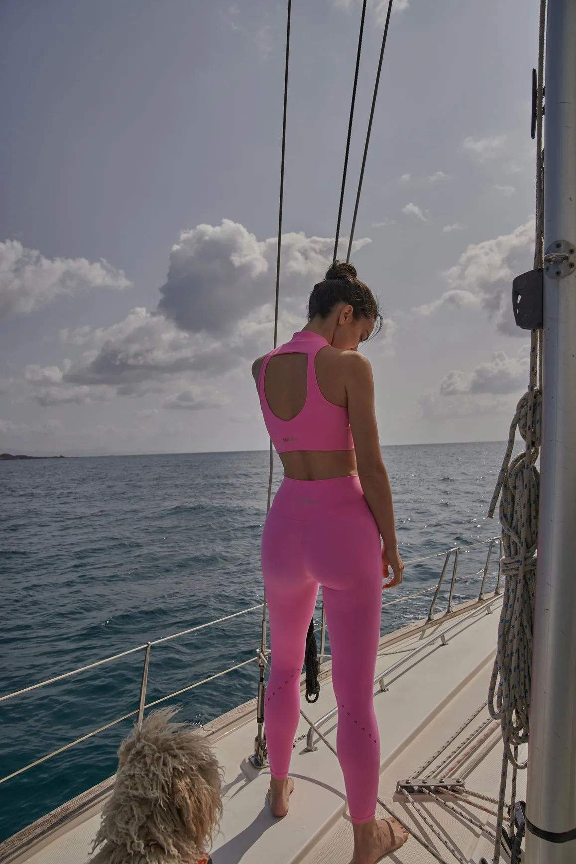 Diamond Cutout Mock Neck Bra + V-waist Laser Cut Sports Legging sold by WISKII Active product image thumbnail 3