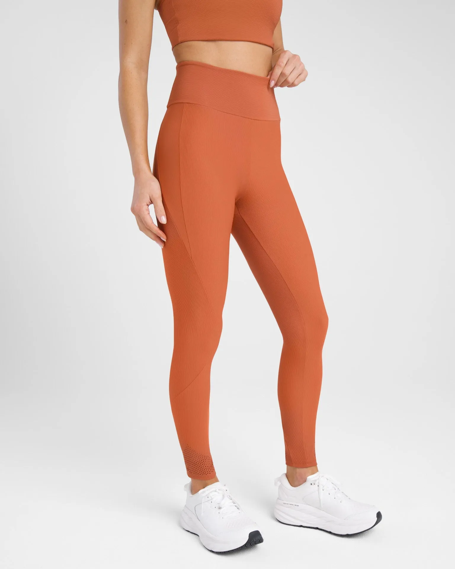 Maroon Peak Legging sold by ASPENX product image thumbnail 4