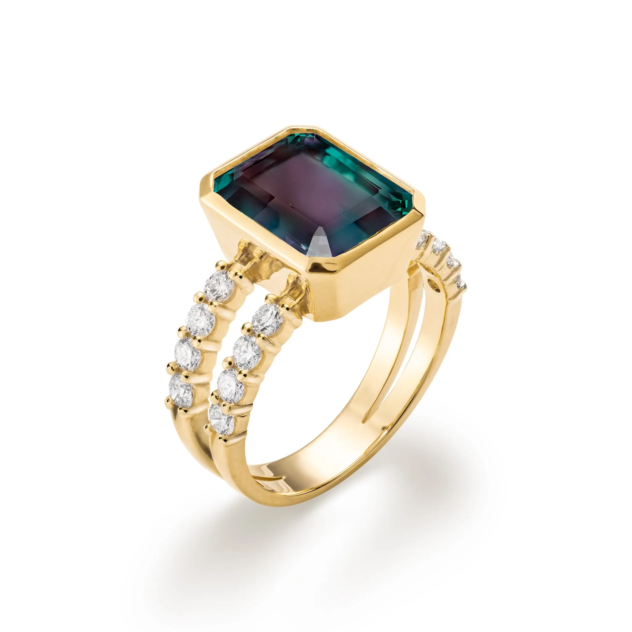 Warren Vertical Alexandrite Ring with Diamonds in 14k Gold (June) sold by Haverhill product image thumbnail 4