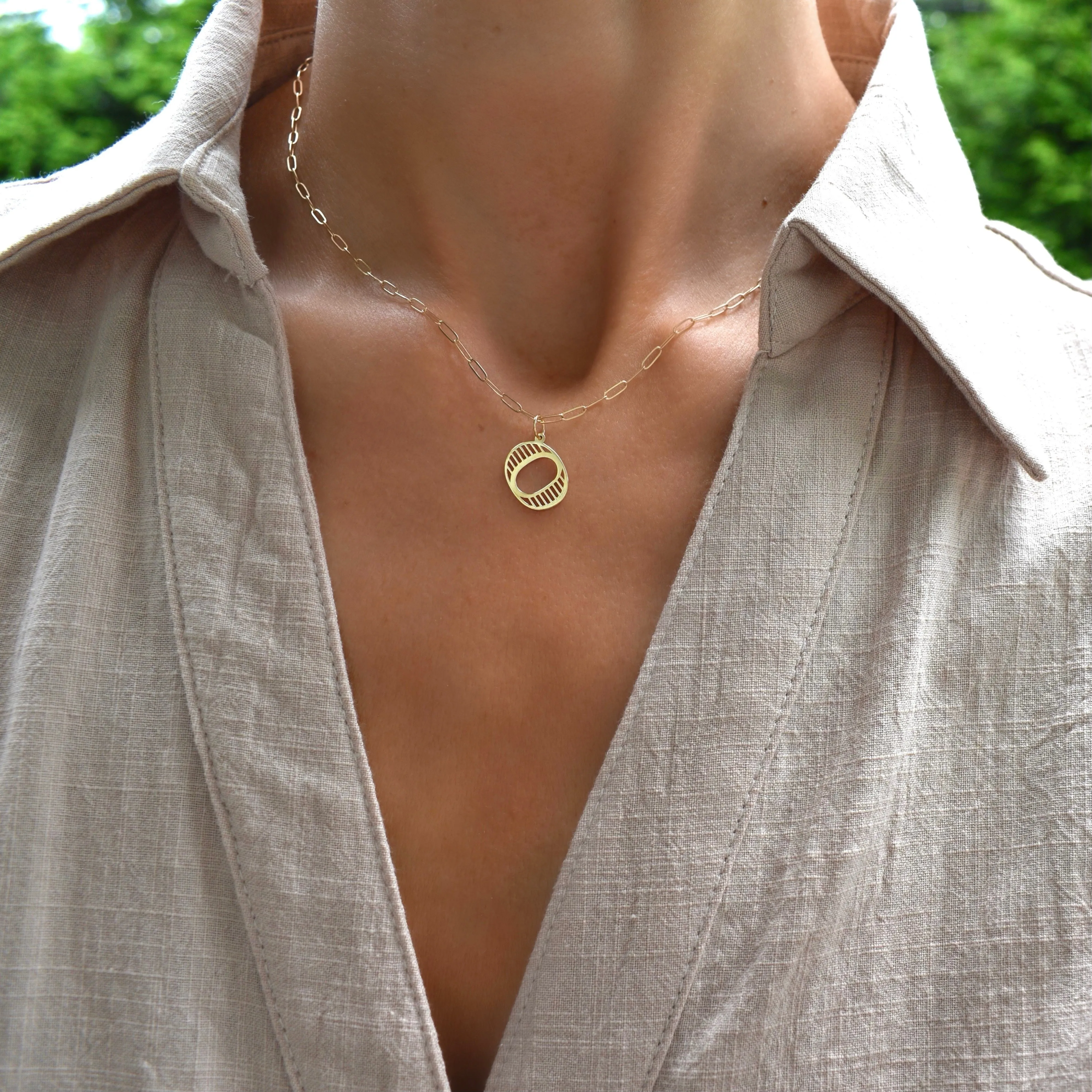 Essex Letter O Pendant in 14k Gold sold by Haverhill product image thumbnail 2