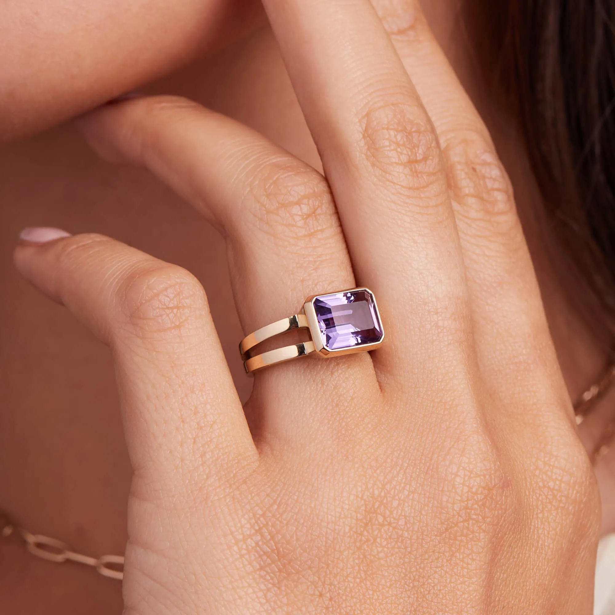 Warren Horizontal Amethyst Ring in 14k Gold (February) sold by Haverhill product image thumbnail 3
