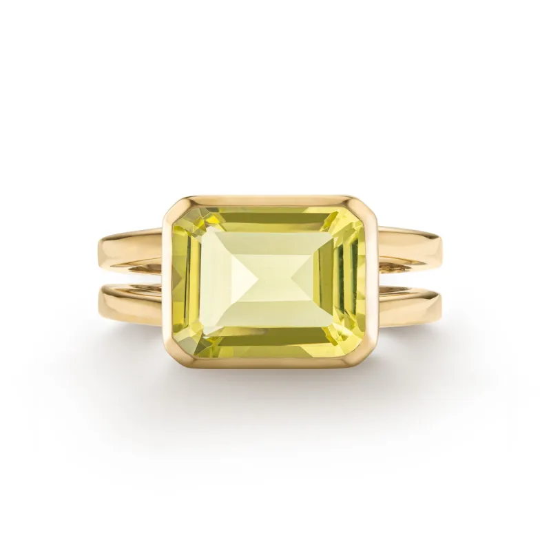 Warren Horizontal Lemon Verbena Quartz Ring in 14k Gold (August) sold by Haverhill