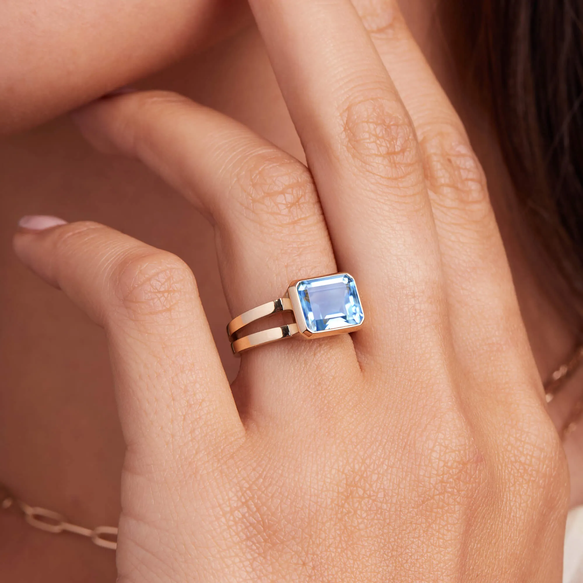 Warren Horizontal Aquamarine Ring in 14k Gold (March) sold by Haverhill product image thumbnail 3