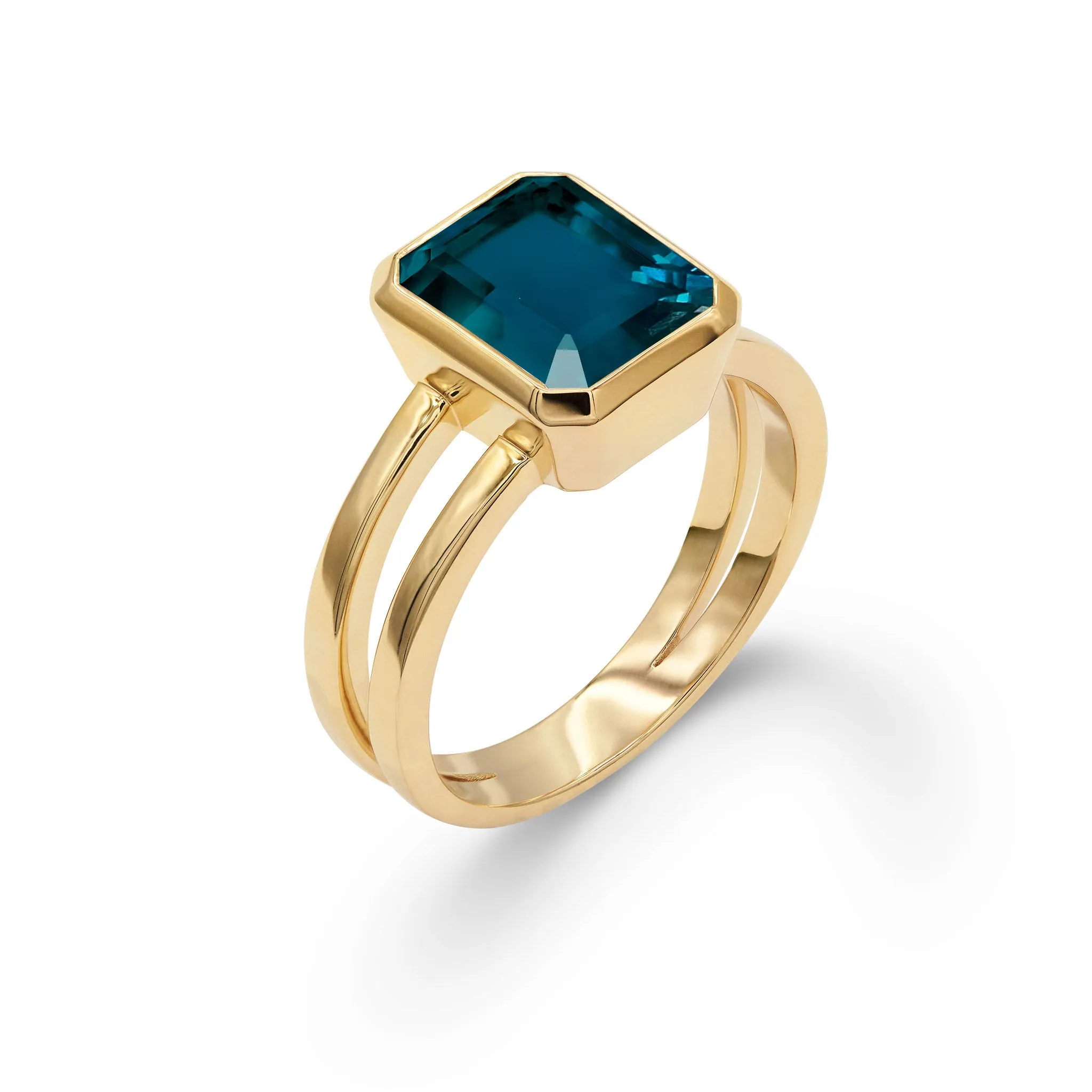 Warren Vertical Atlantic Blue Topaz Ring in 14k Gold (December) sold by Haverhill product image thumbnail 4