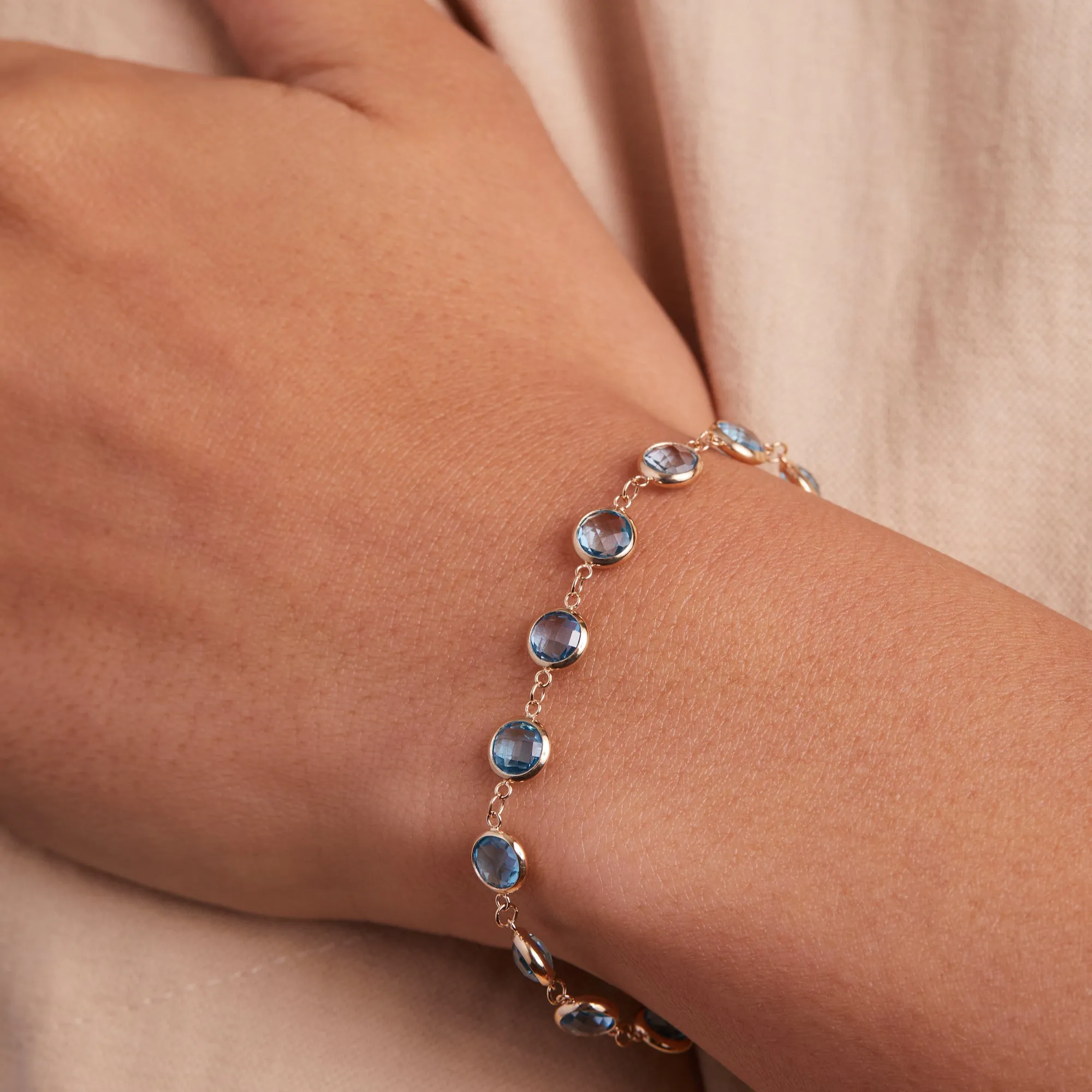 Newport Grand Bracelet in 14k Gold sold by Haverhill product image thumbnail 3