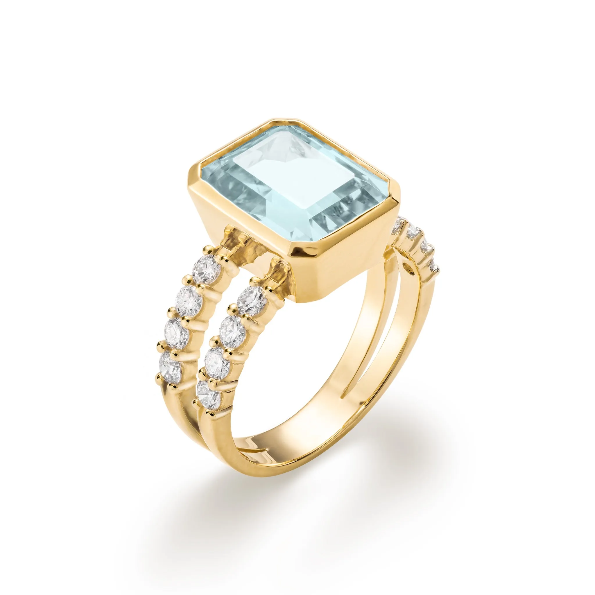 Warren Vertical Nantucket Blue Topaz Ring with Diamonds in 14k Gold (December) sold by Haverhill product image thumbnail 4