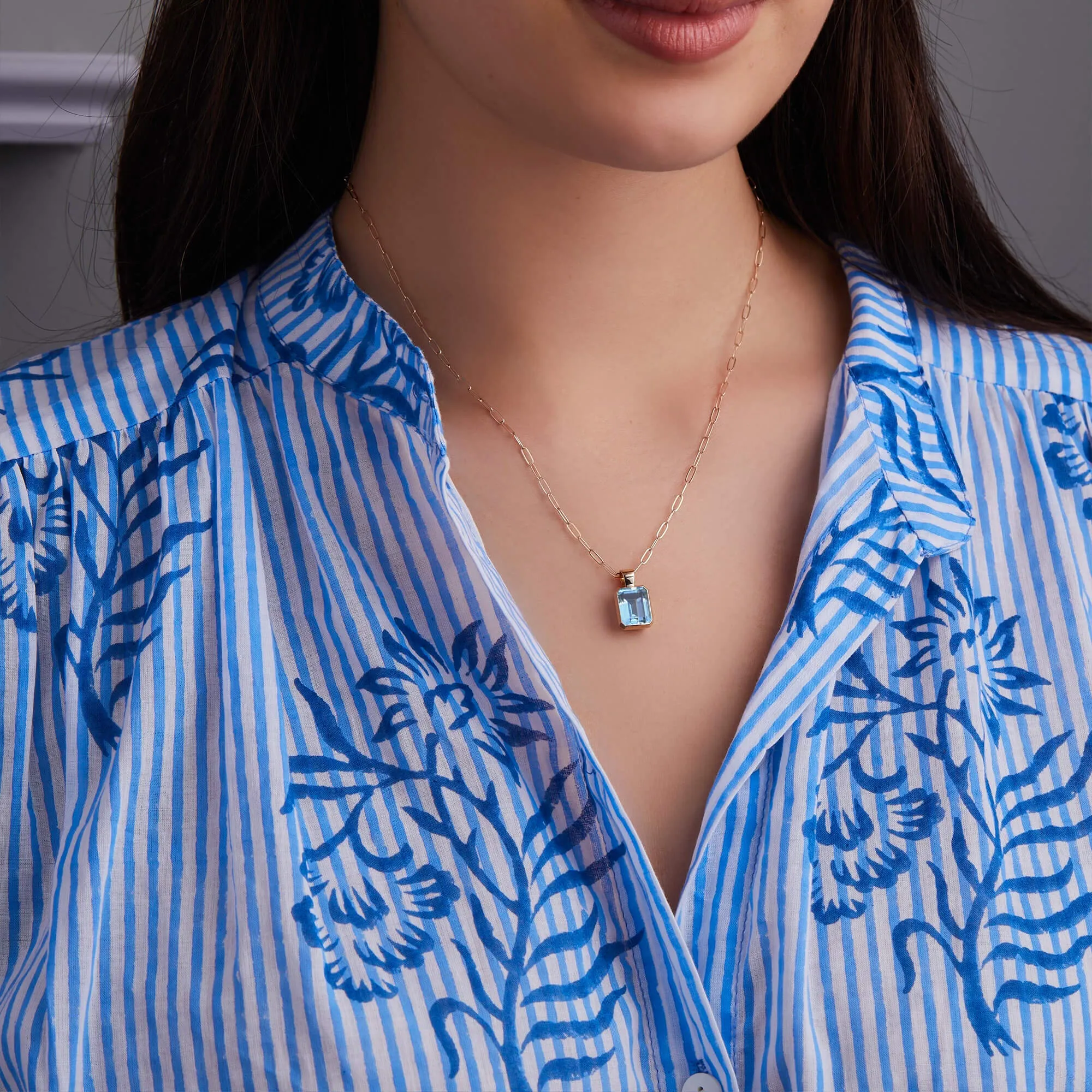 Warren Nantucket Blue Topaz Pendant in 14k Gold (December) sold by Haverhill product image thumbnail 2