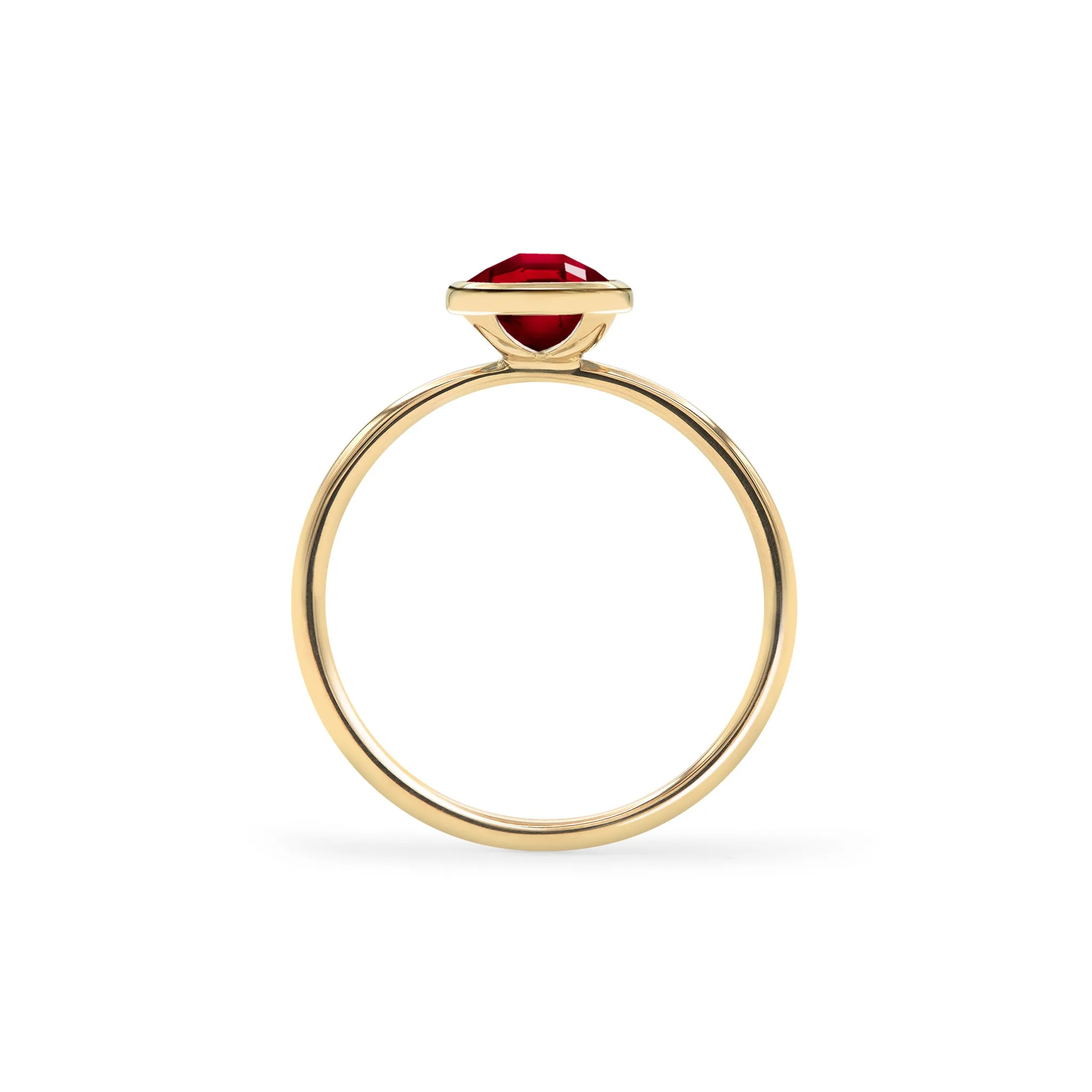 Grand Garnet Ring in 14k Gold (January) sold by Haverhill product image thumbnail 4